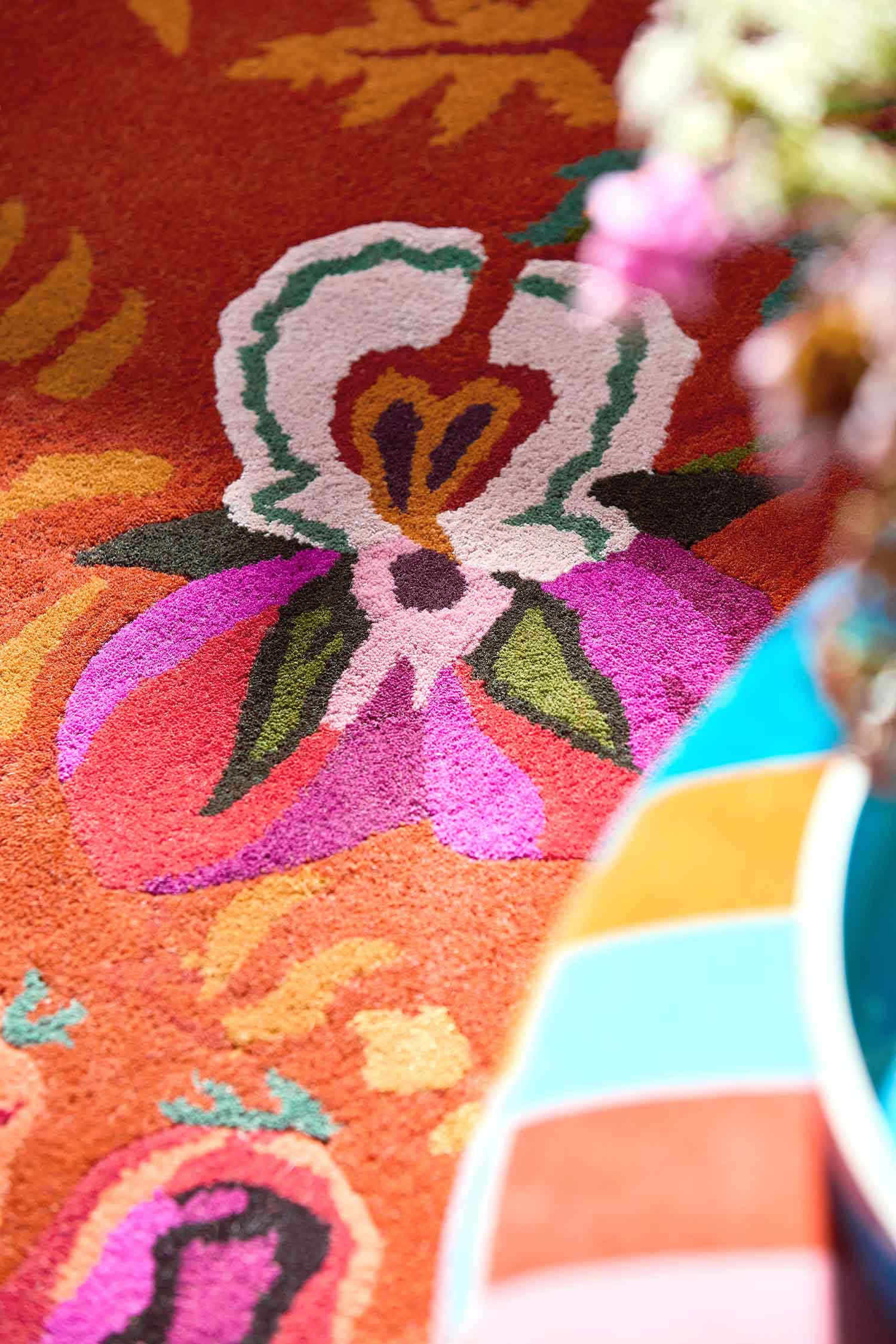 WONDERLAND FLORAL AMBER LAPIS Teppich rot