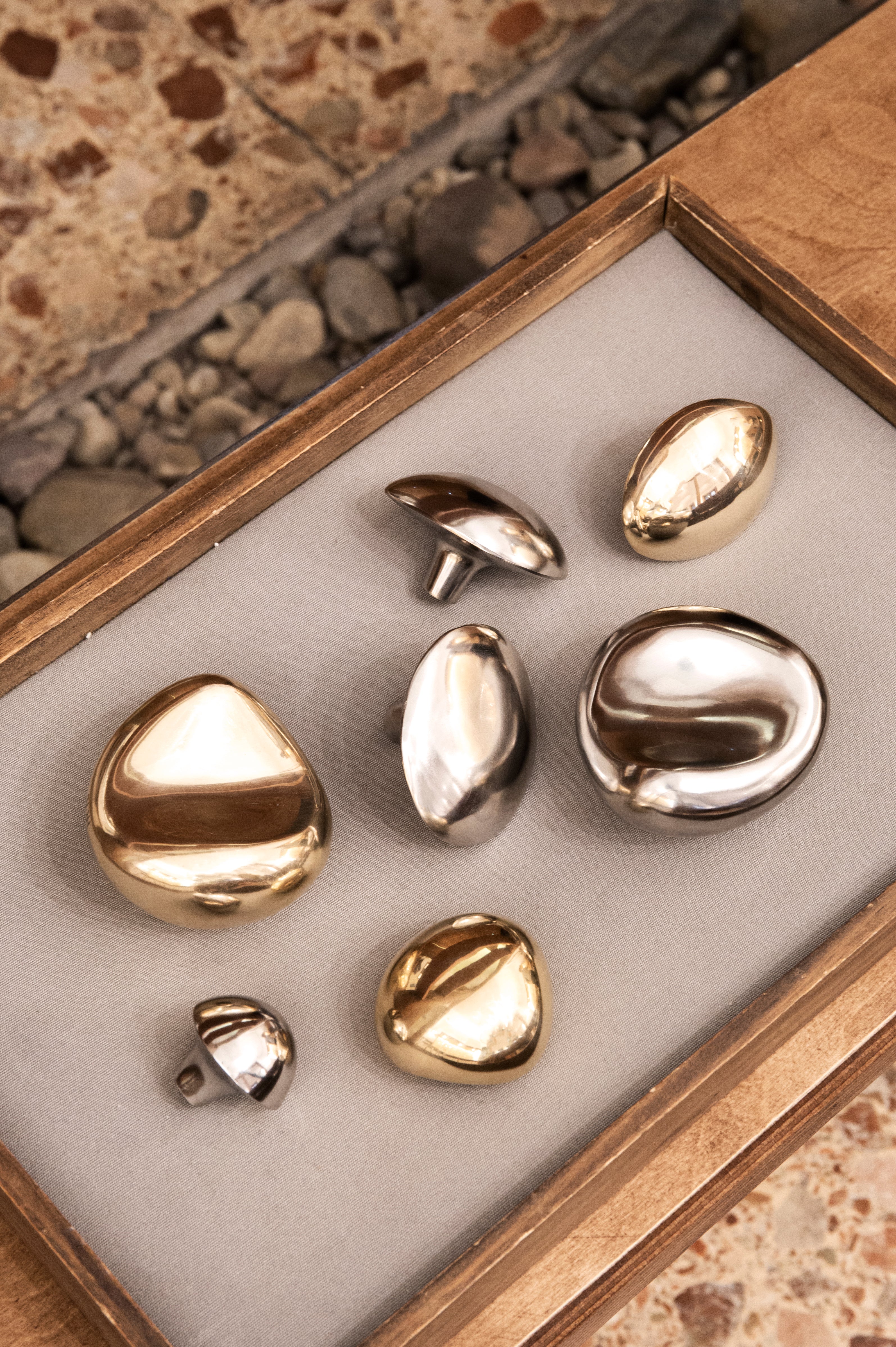 Papiergewicht SCULPTURAAL OBJECT zilver