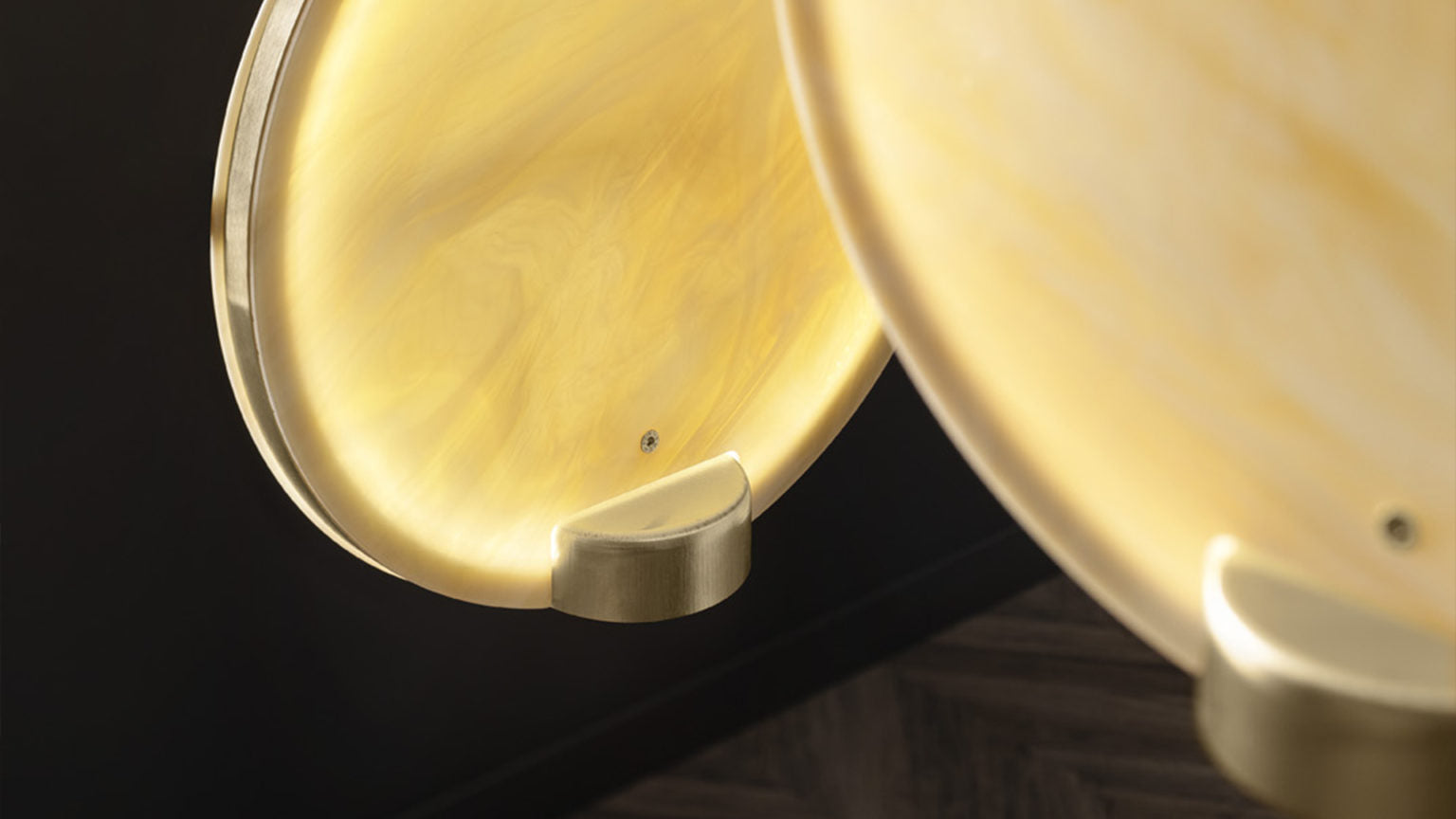 Pendant lamp HORO S1 brushed brass