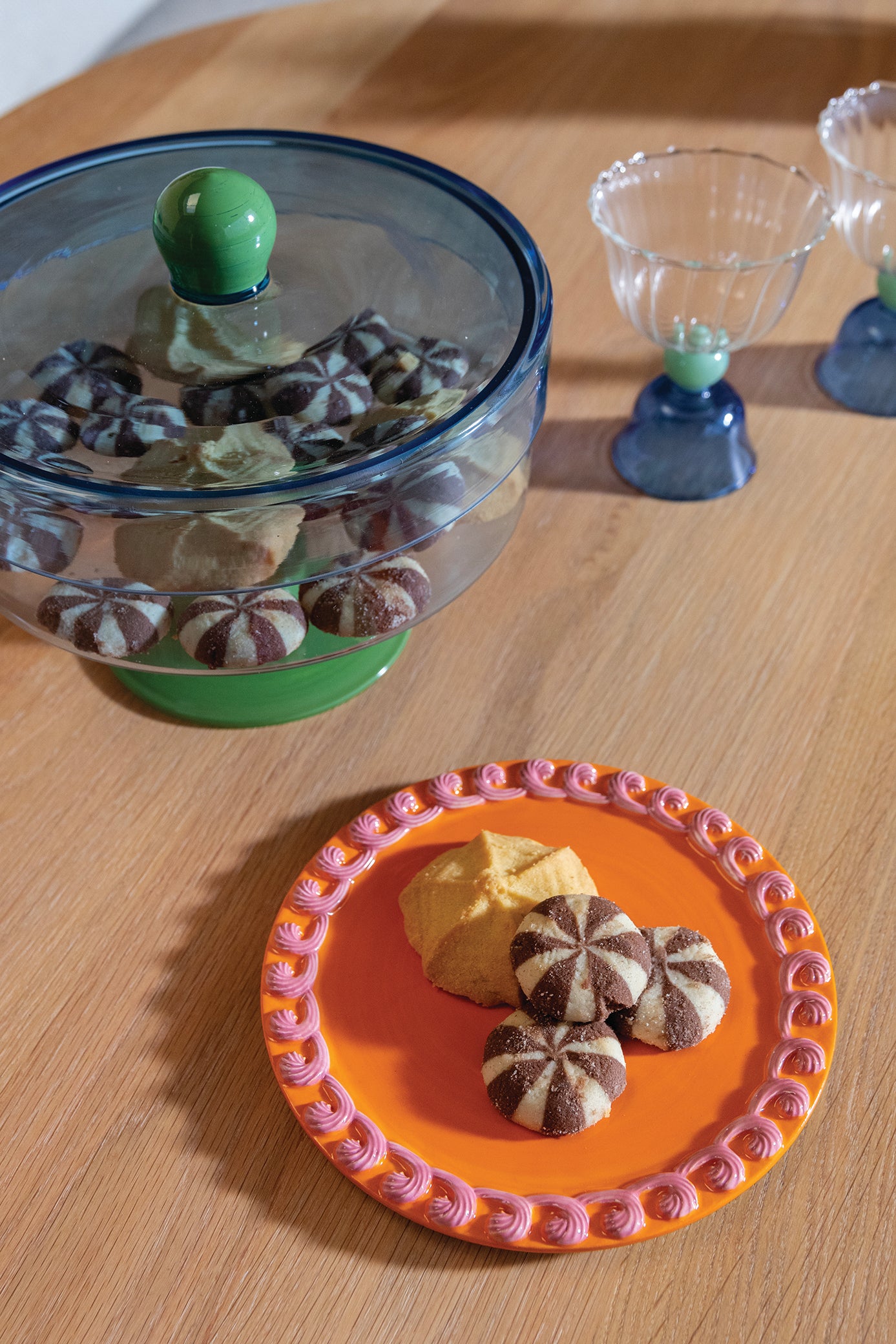 Duo Blue and Green Bowl with Lid