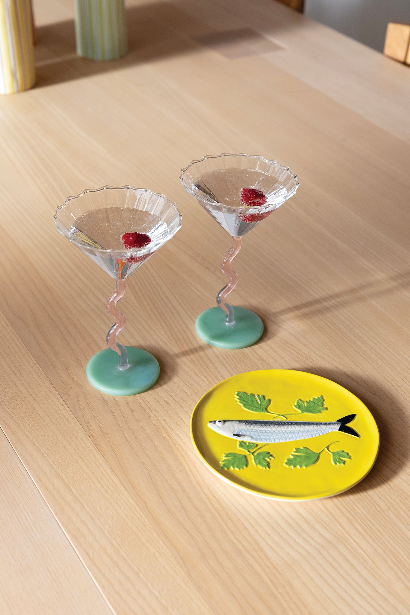 Set van kleurrijke dessertborden DE LA MER