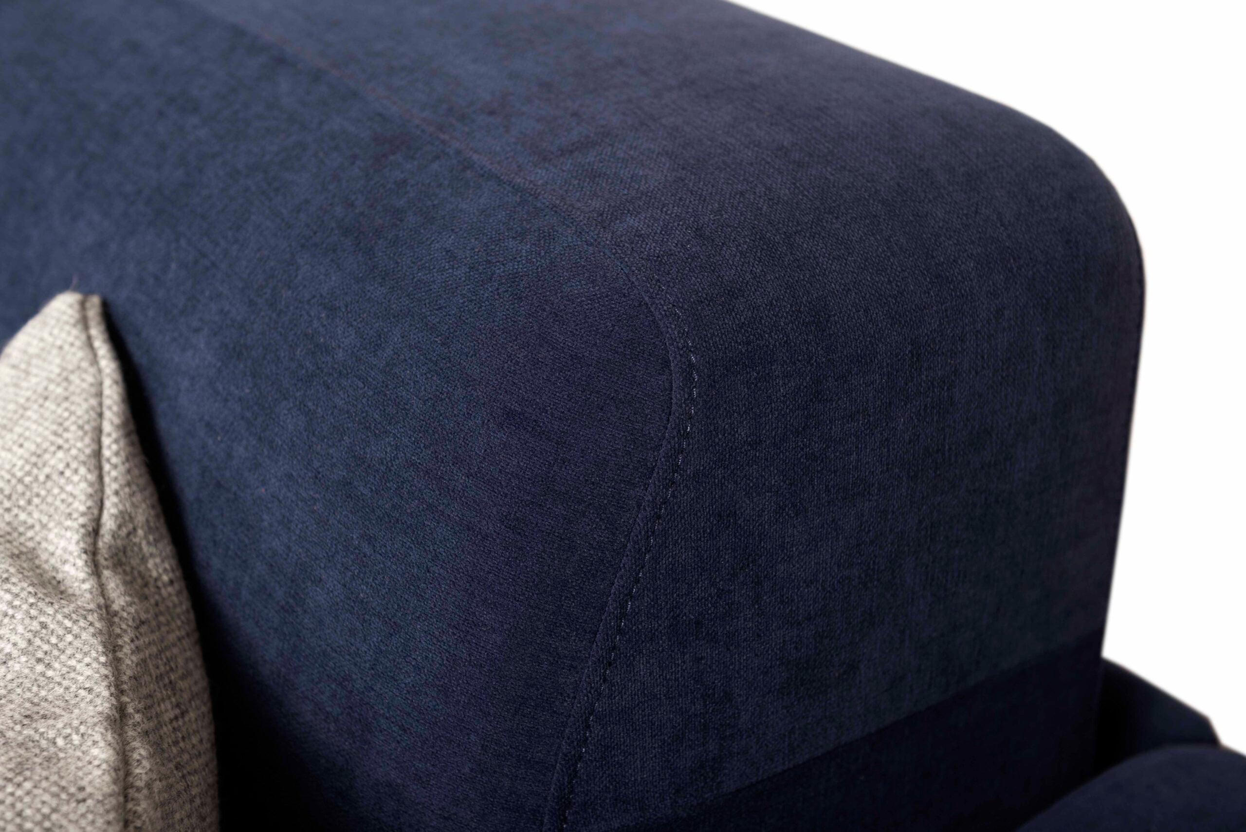 Sofa z funkcją spania ISMA tapicerowana z funkcją spania
