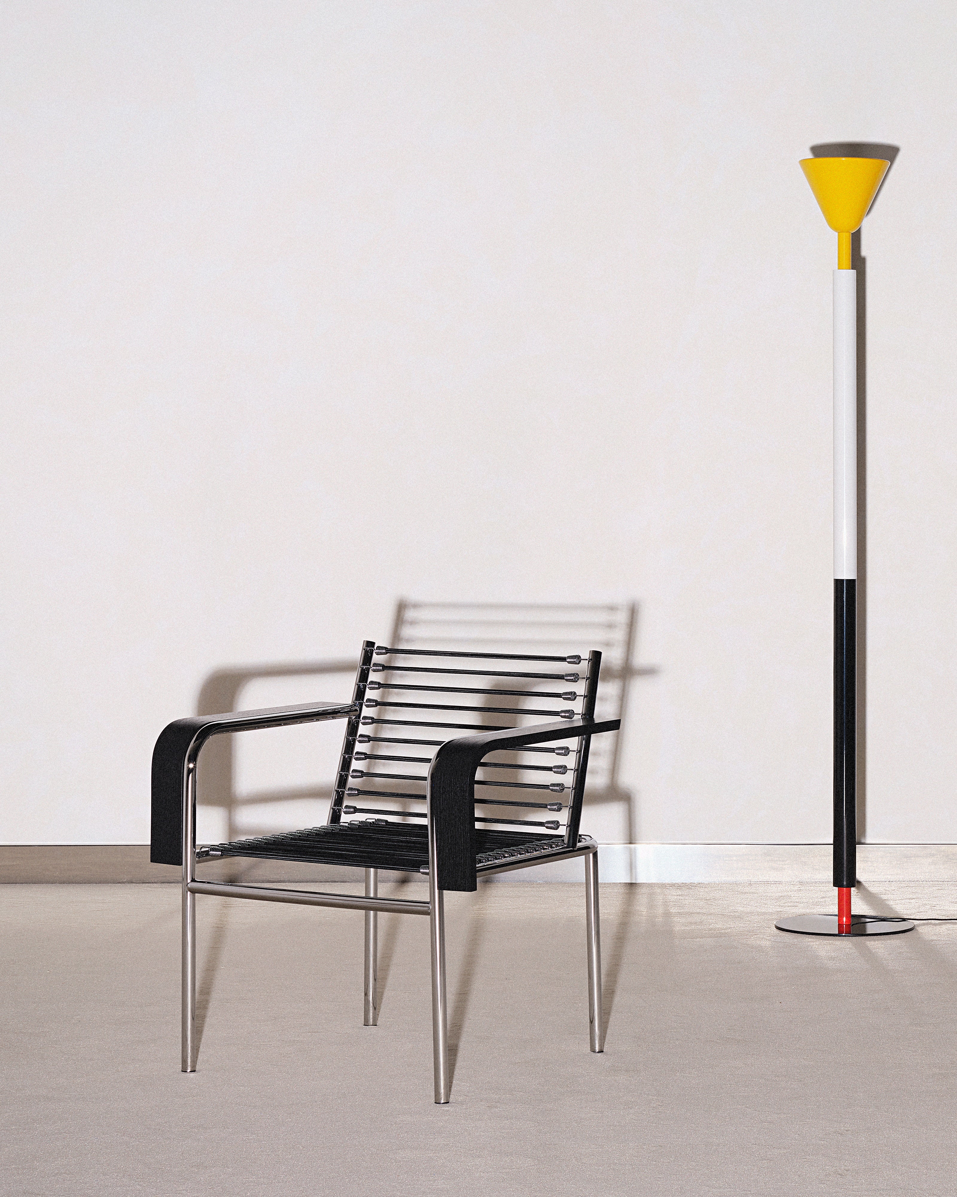 Zwarte SANDOWS fauteuil met stalen basis