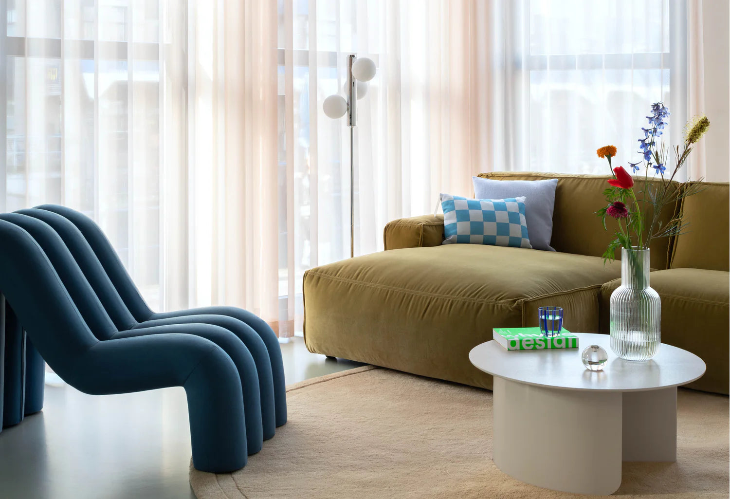 KAKTEE Beige Floor Lamp