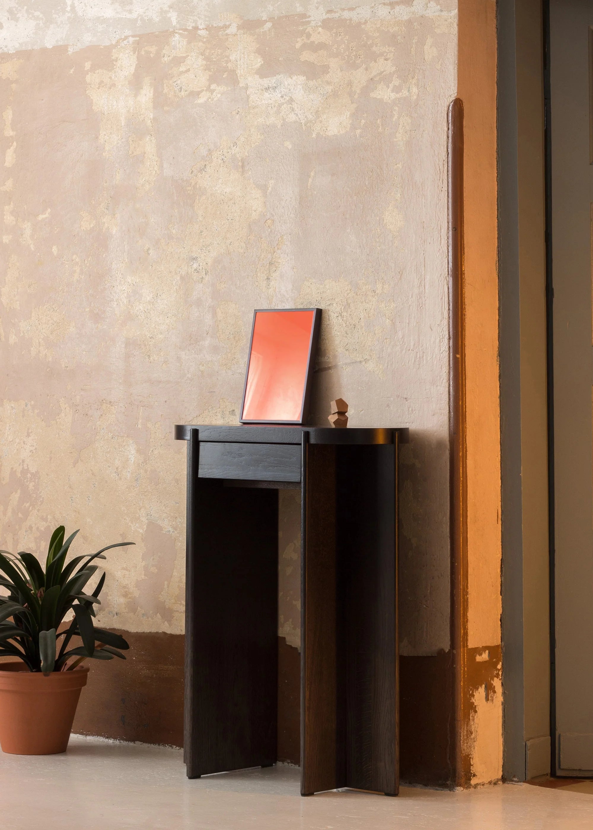 Konsola KIRU kobaltblauw eikenhout