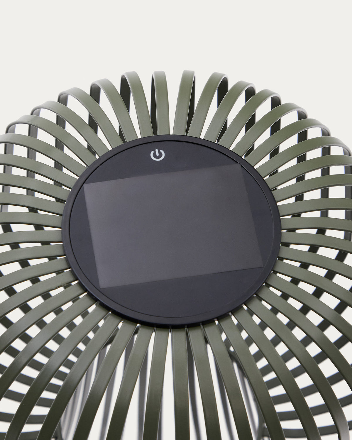 Lampa podłogowa ogrodowa solarna REIBA zielony metal – ujęcie 6