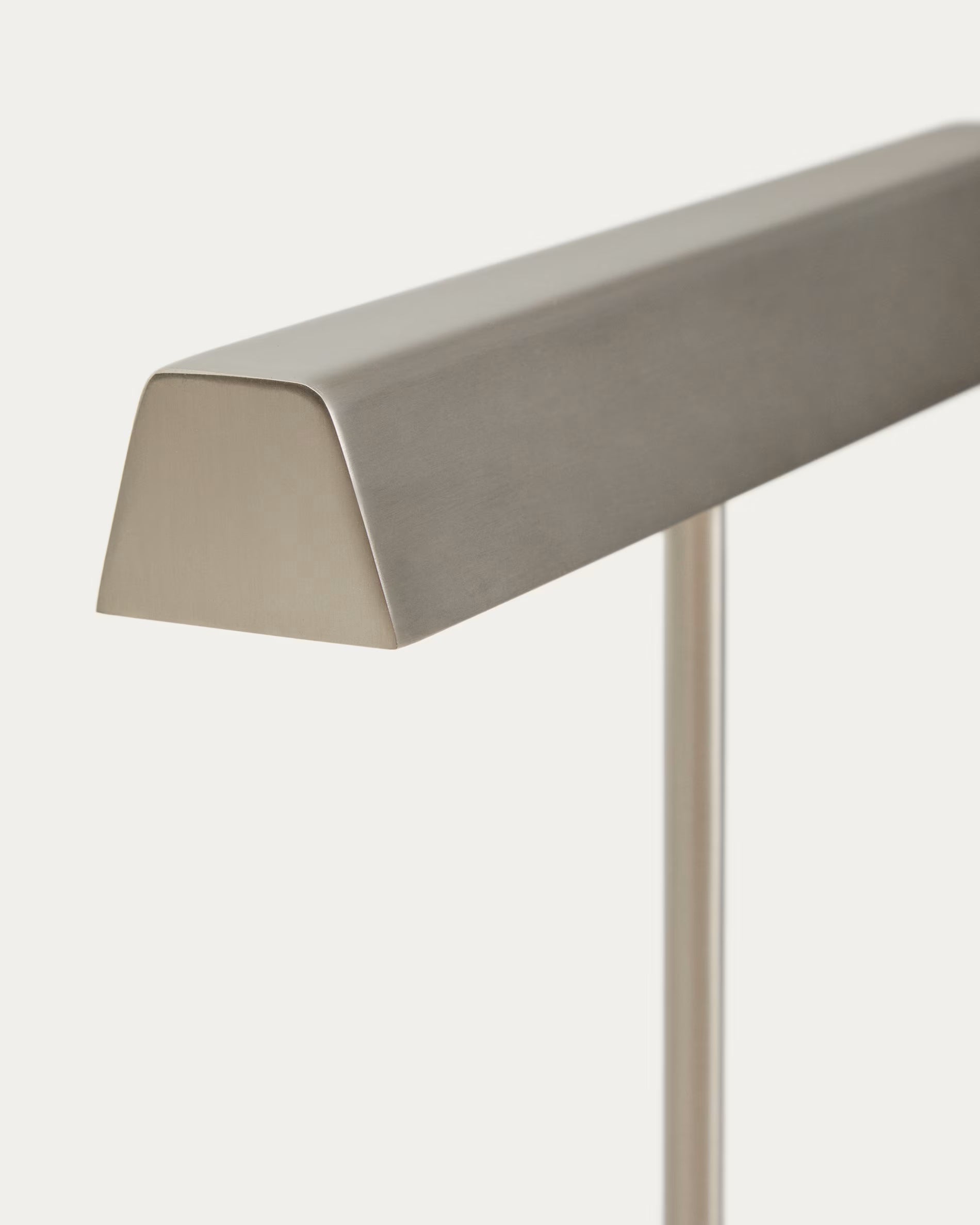 Tischlampe LYNOR silber mit weißem Marmorsockel