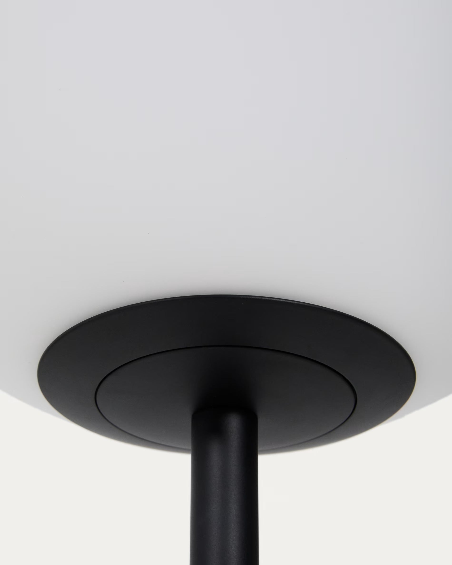 Vloerlamp BRISIA zwart