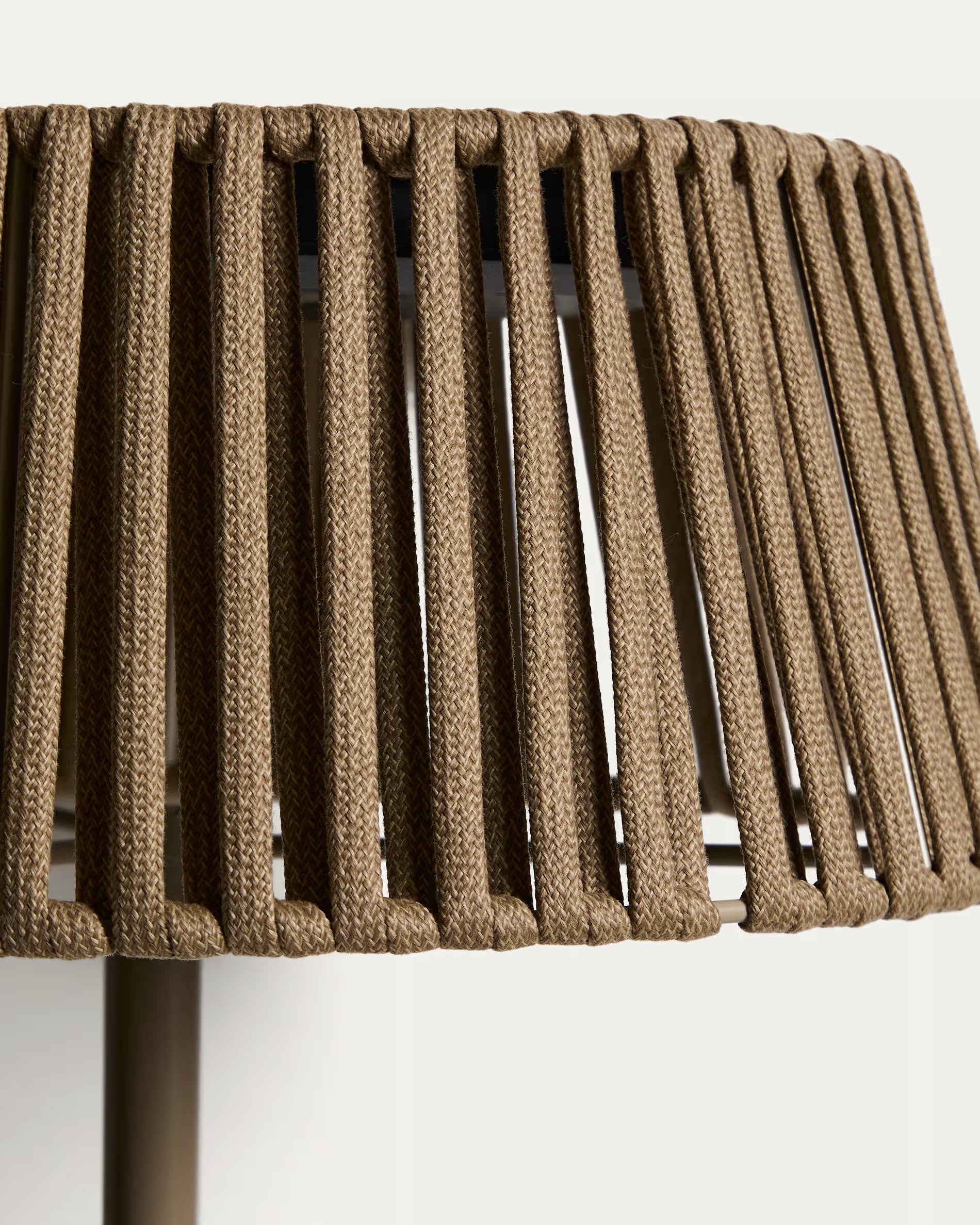 Lampa ogrodowa podłogowa solarna ALDET beżowy z oświetleniem LED