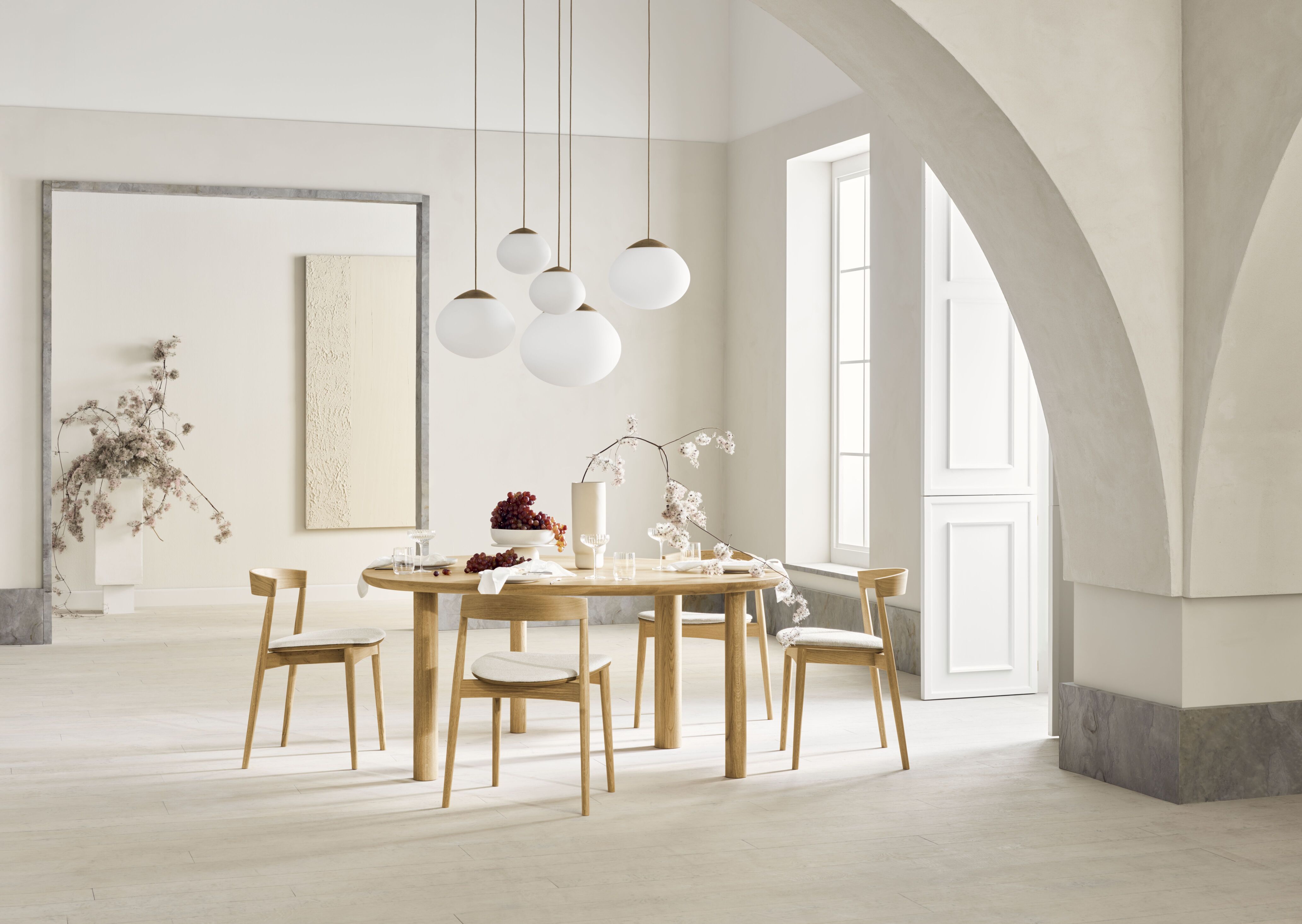 Lataler Eichenholz -Tisch