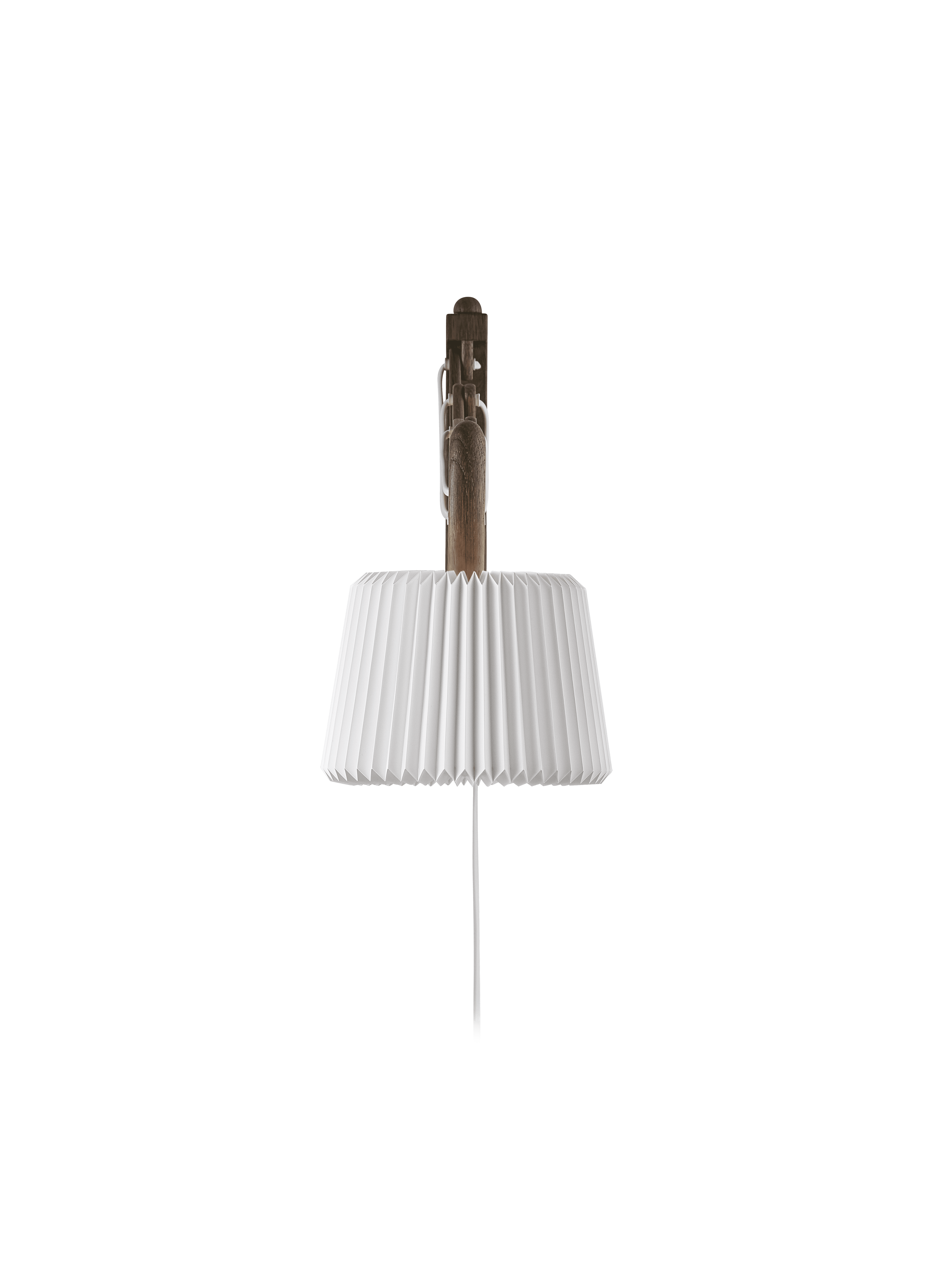 Wandlamp MODEL 223 120 SAX wit met een donkere eiken basis