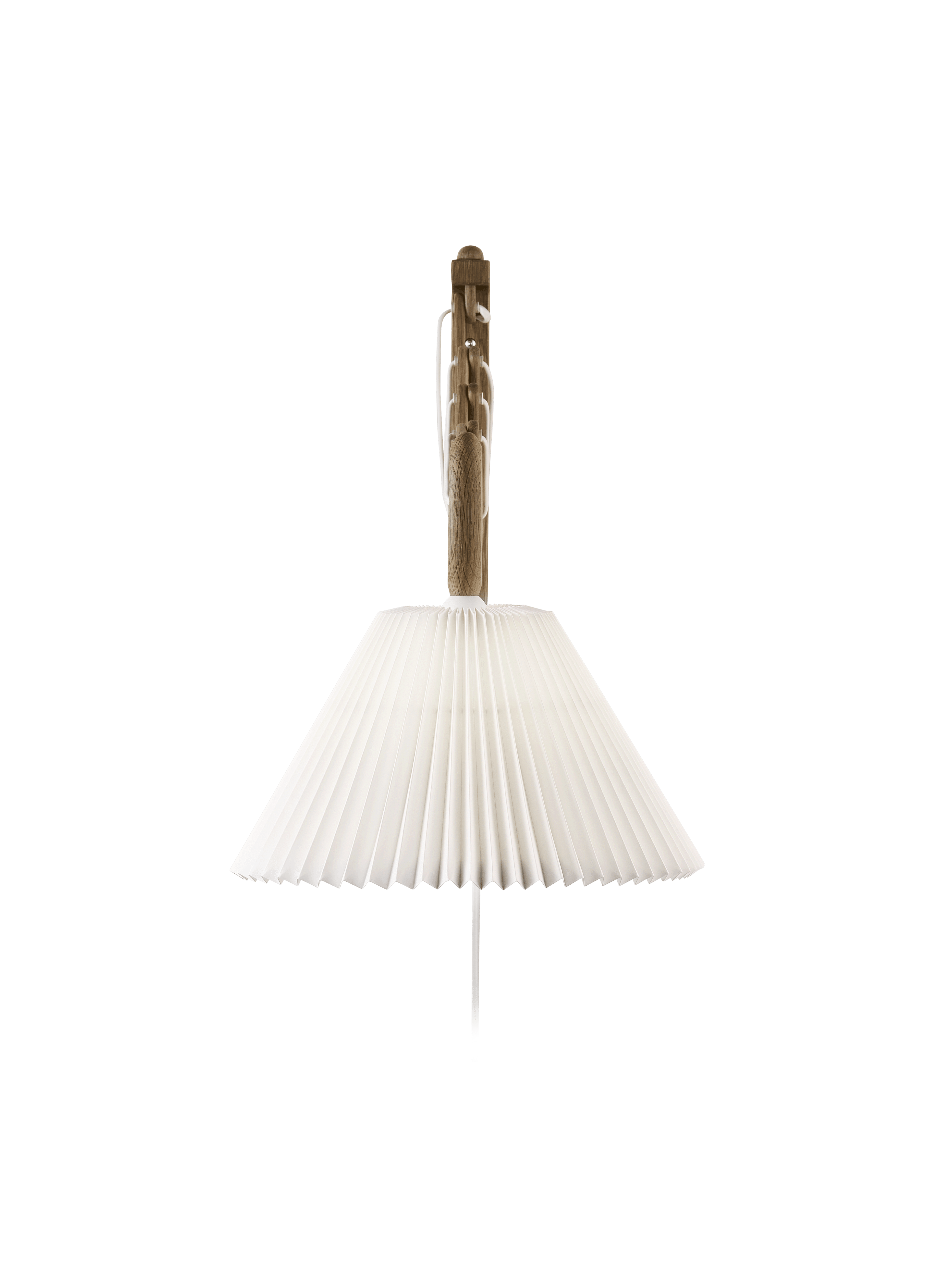 Wandlamp MODEL 233 2/21 SAX wit met een donkere eiken basis