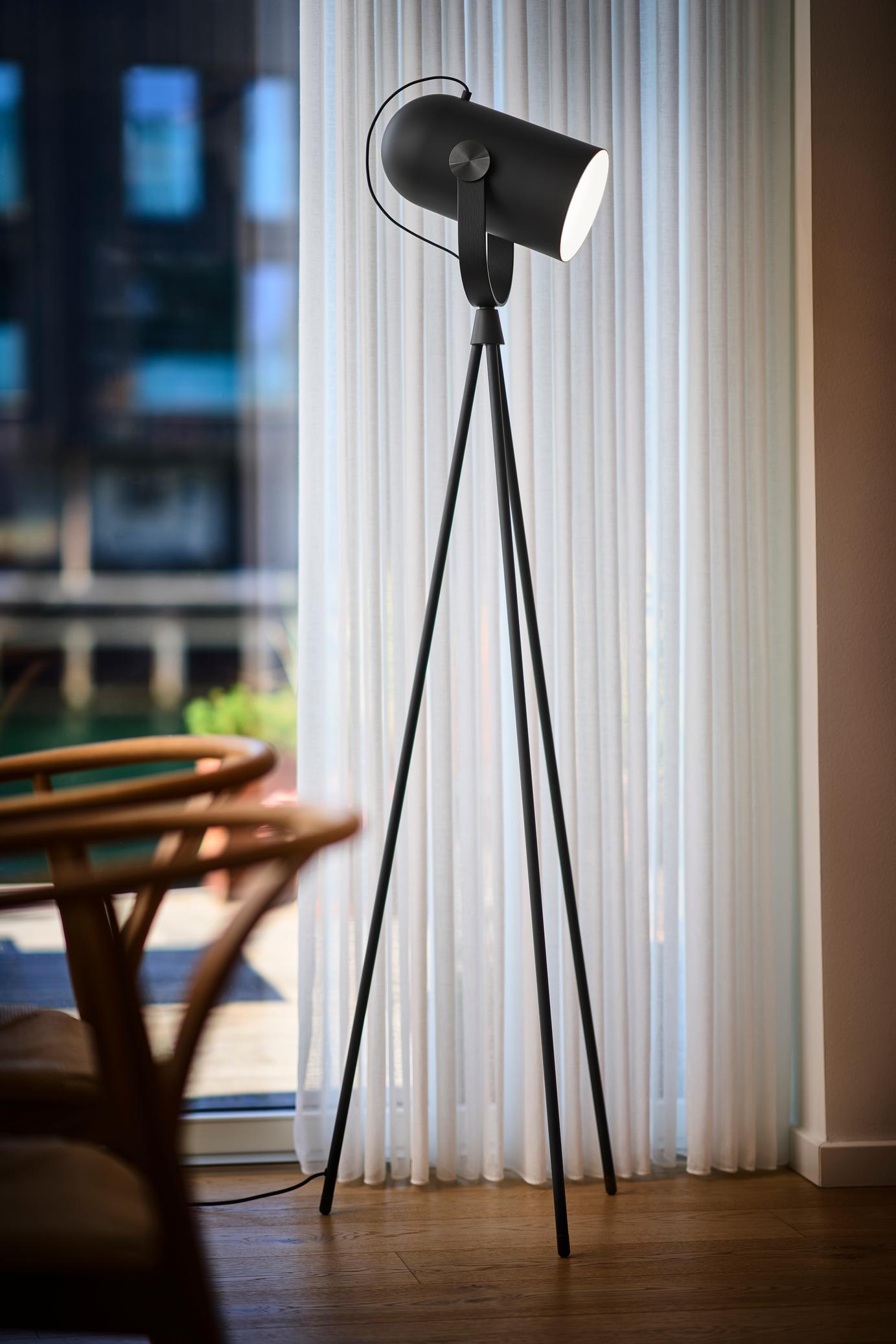 Floor lamp MODEL 362 CARRONADE II black
