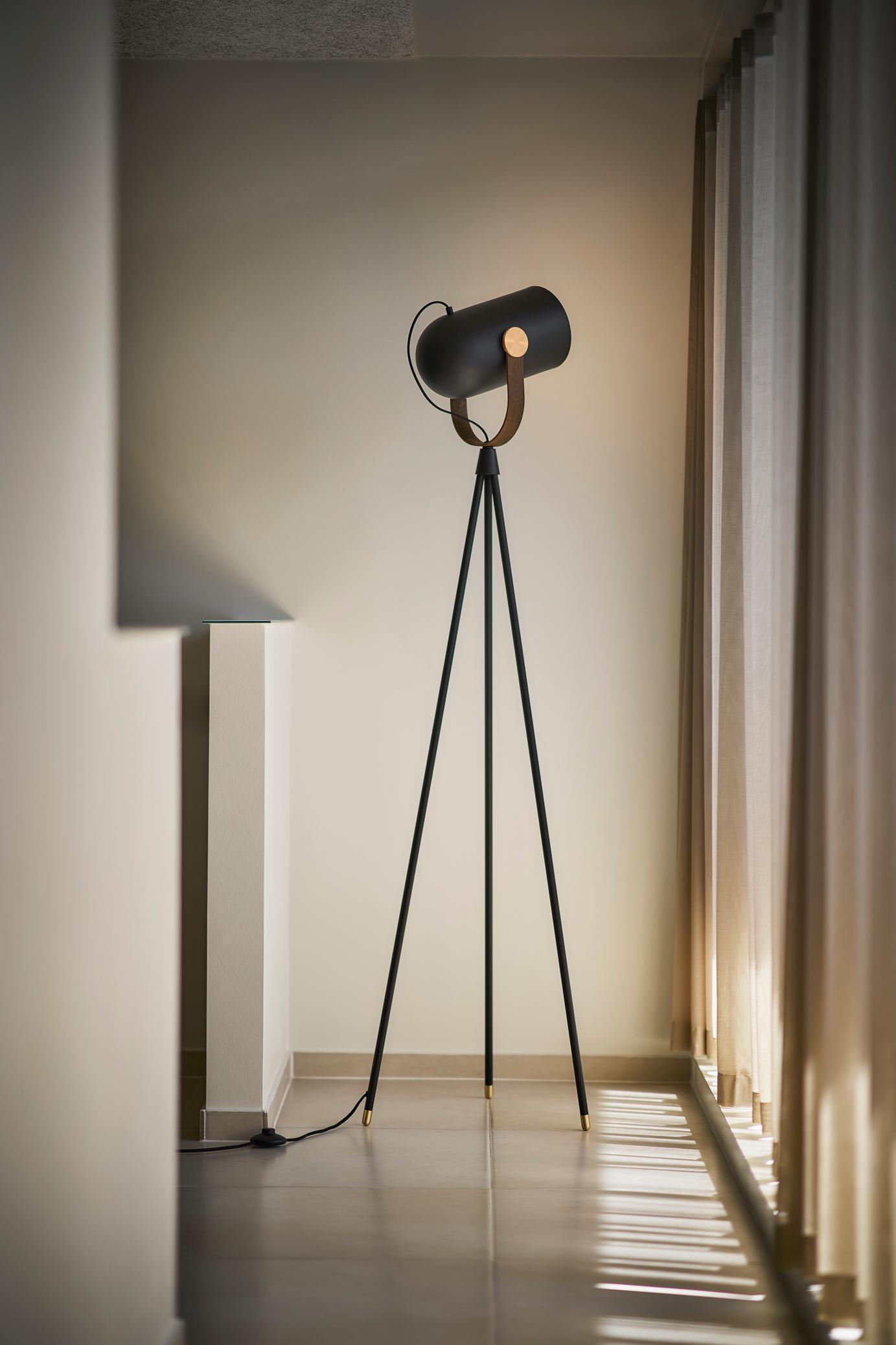 Vloerlamp MODEL 362 CARRONADE II zwart met goud