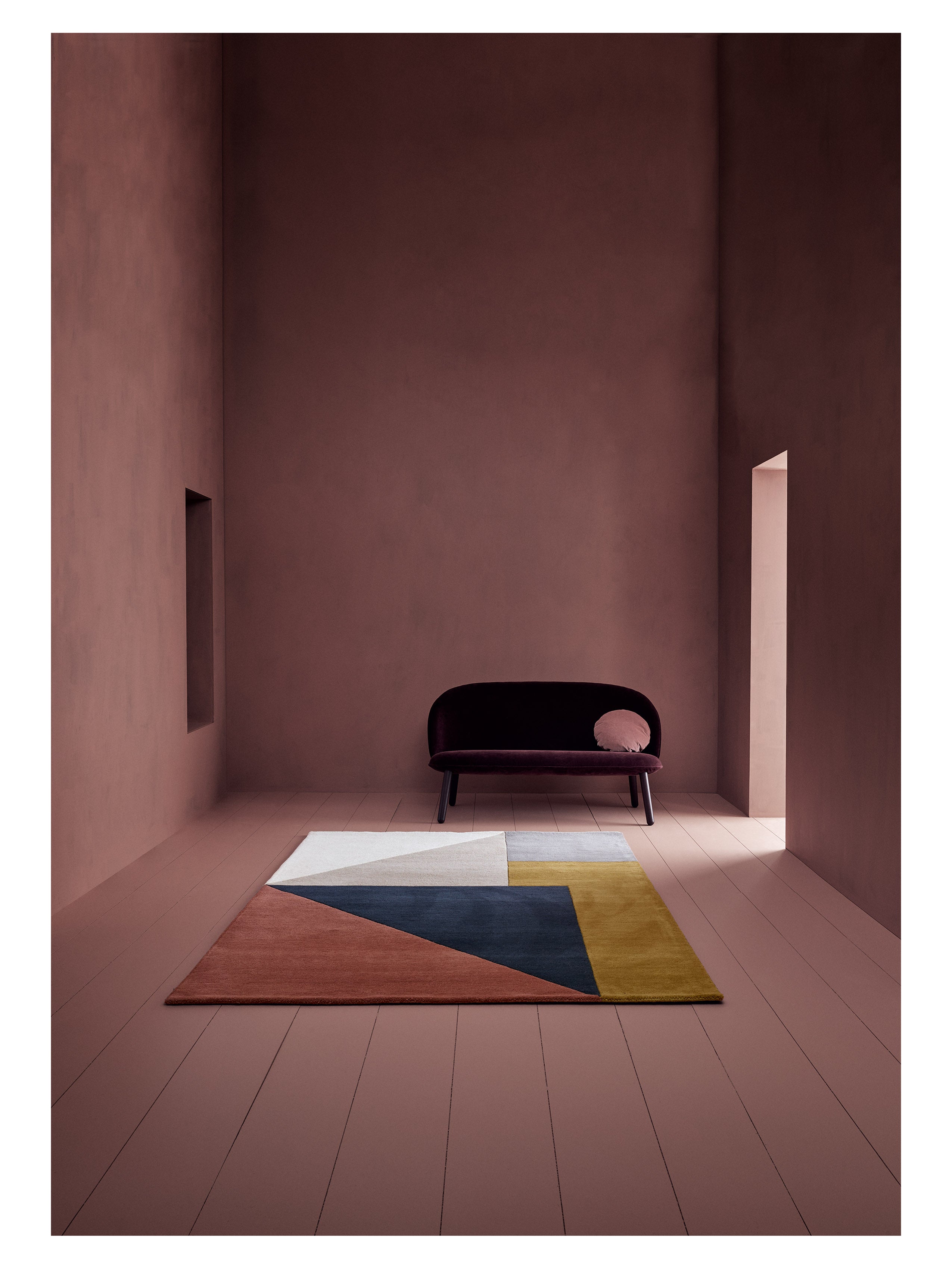 ARGUTO Rug - Pink with Beige