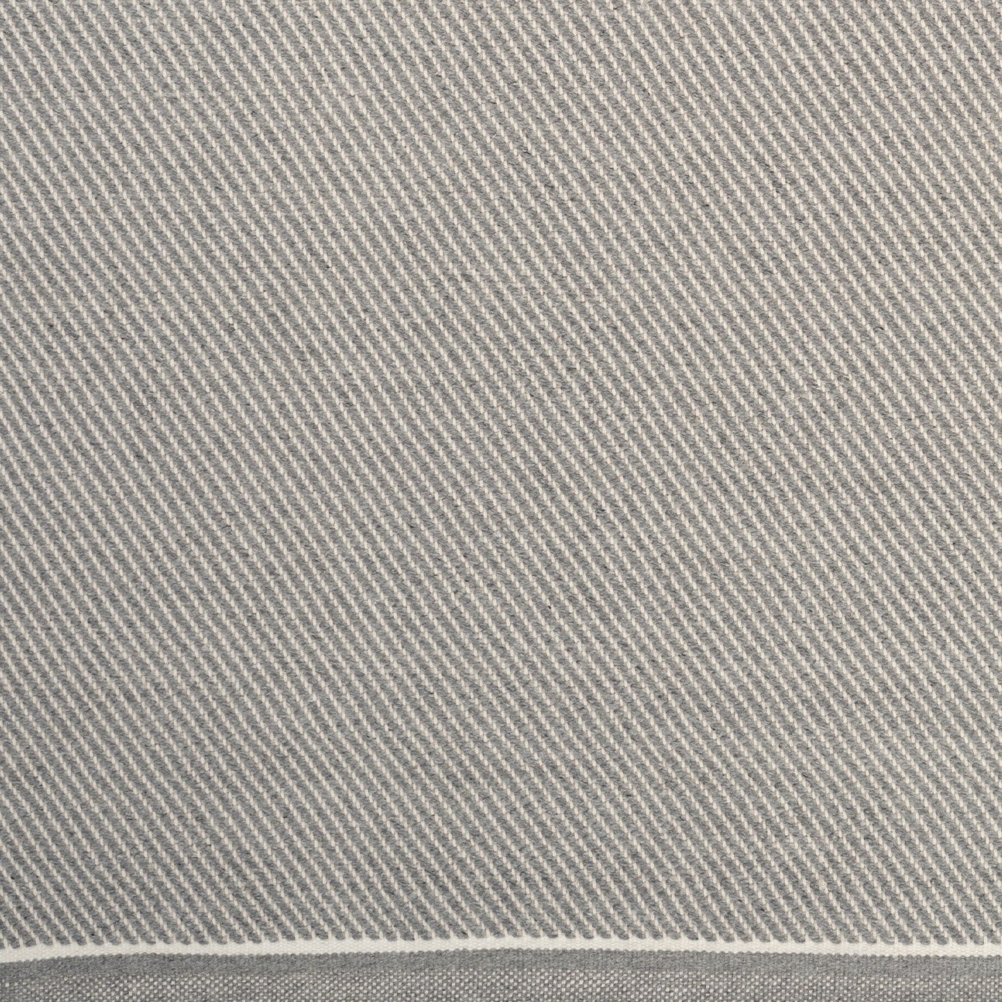 Vloerkleed DAWN LIGHT grijs met witte streep