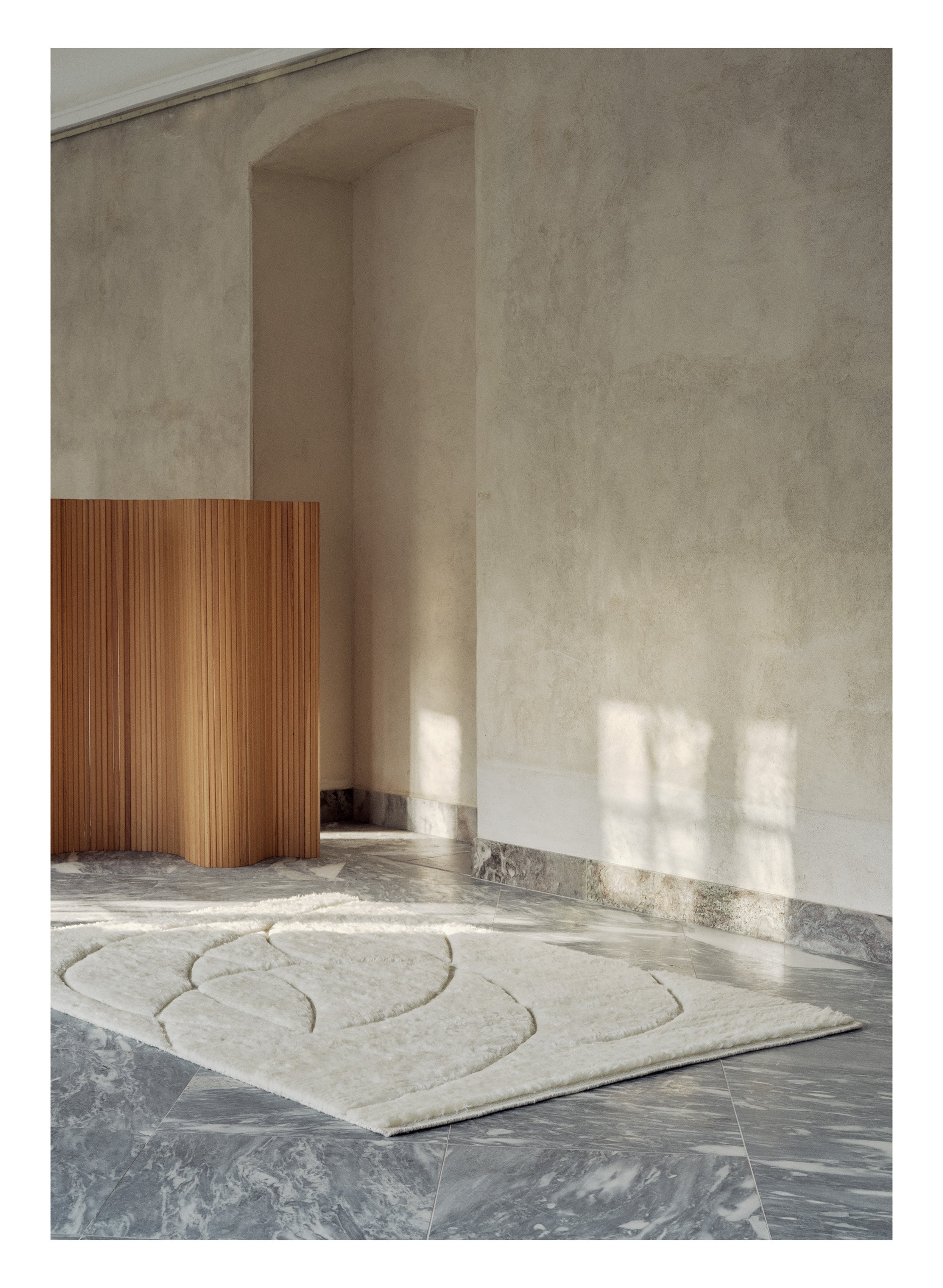 Vloerkleed LINEAL SWEEP wit met beige patroon