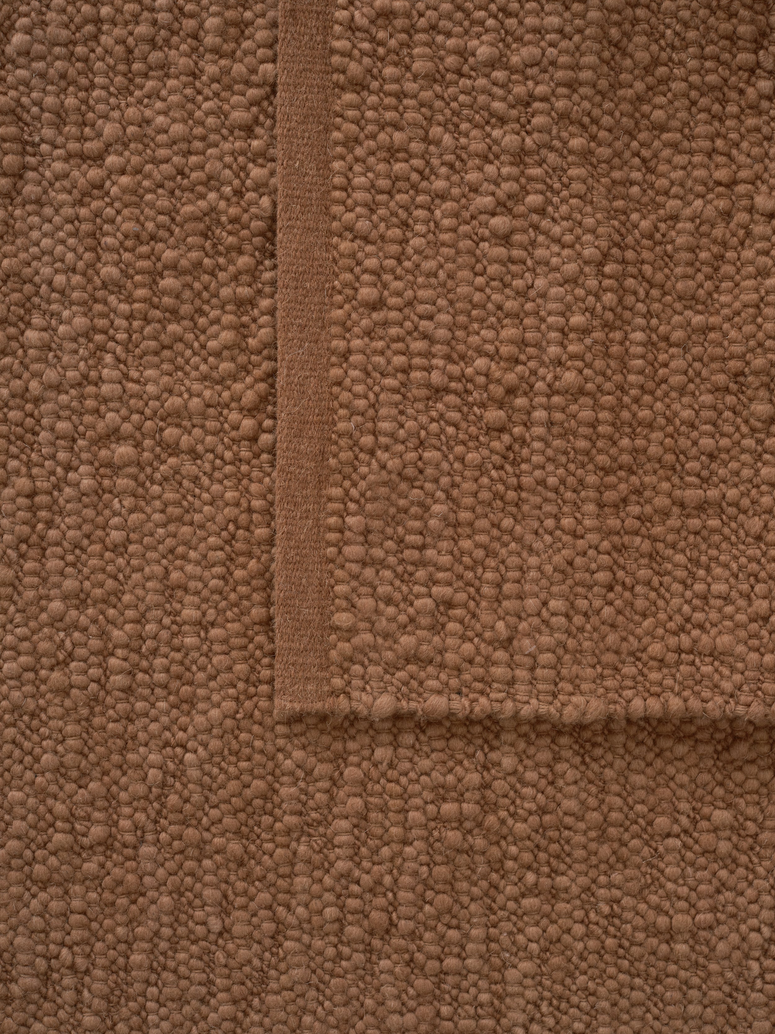 TAPijt PEBBLED POEM baksteen