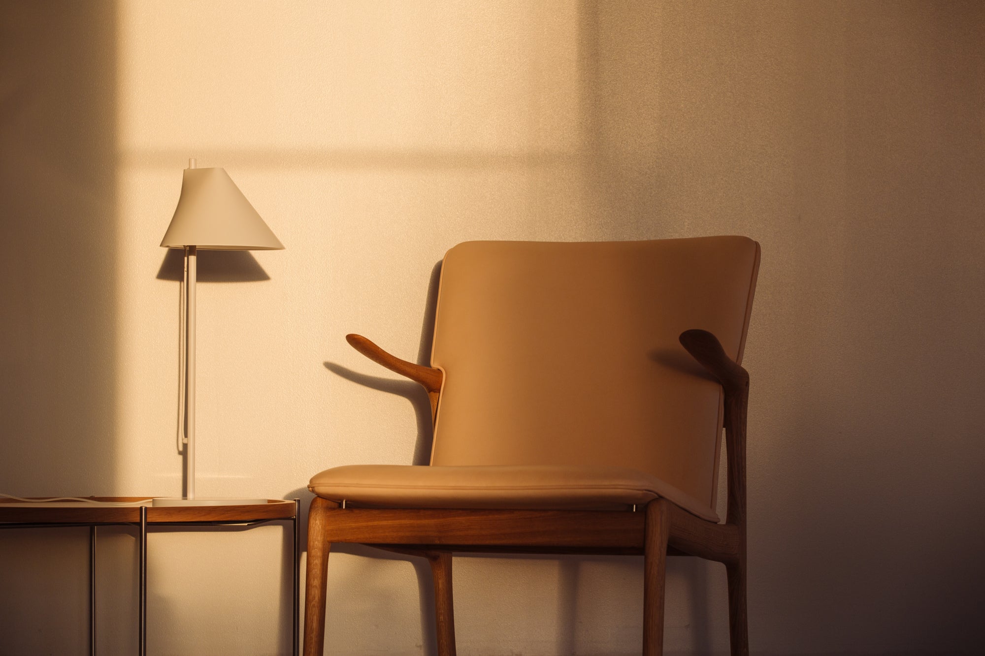 YUH Table Lamp White