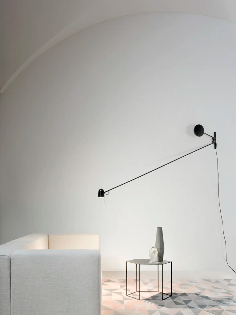 Wandlamp COUNTERBALANCE zwart