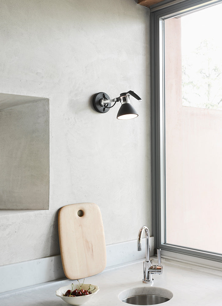 Wandlamp FORTEBRACCIO van metaal