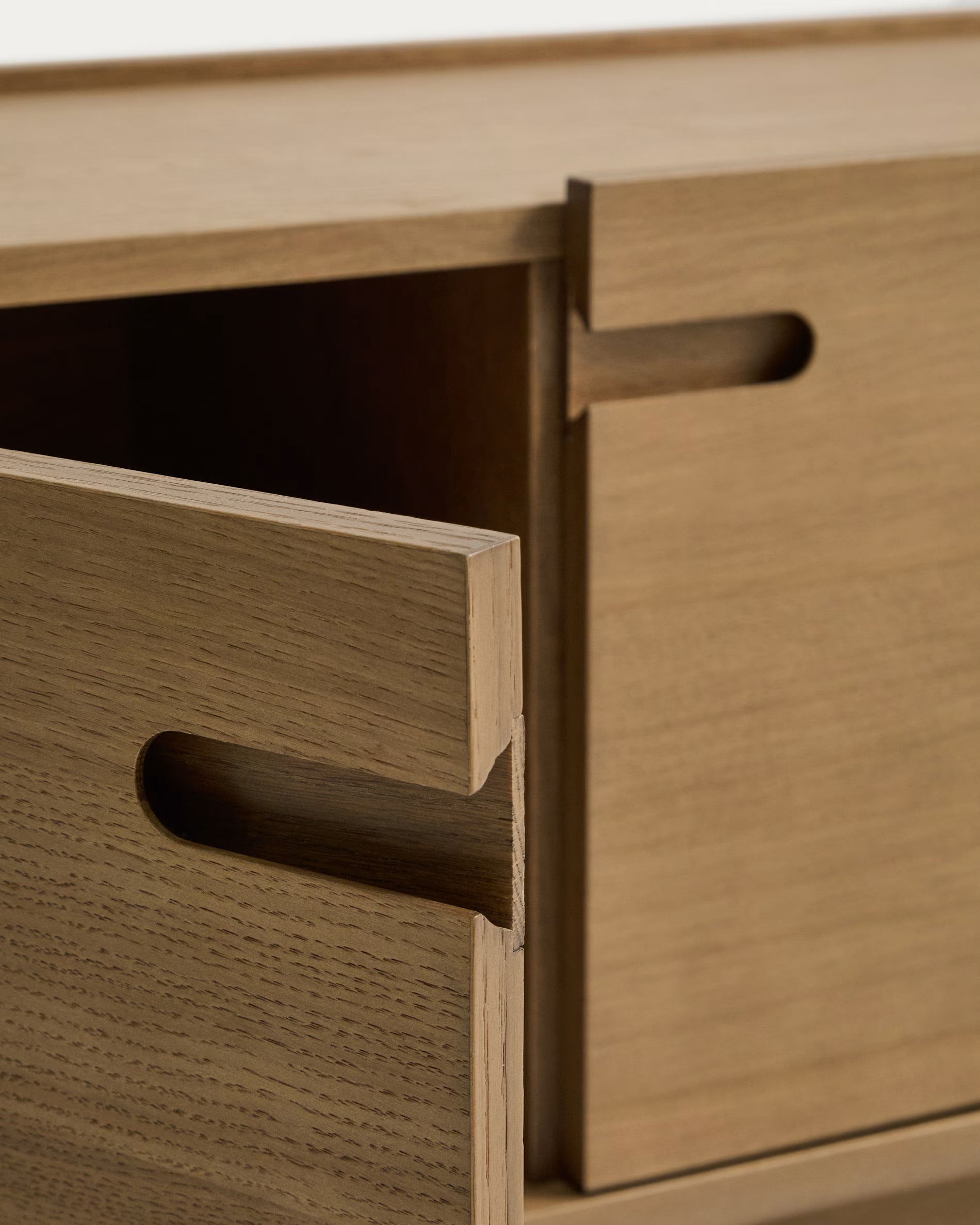 TV-meubel ARELIDA eikenfineer