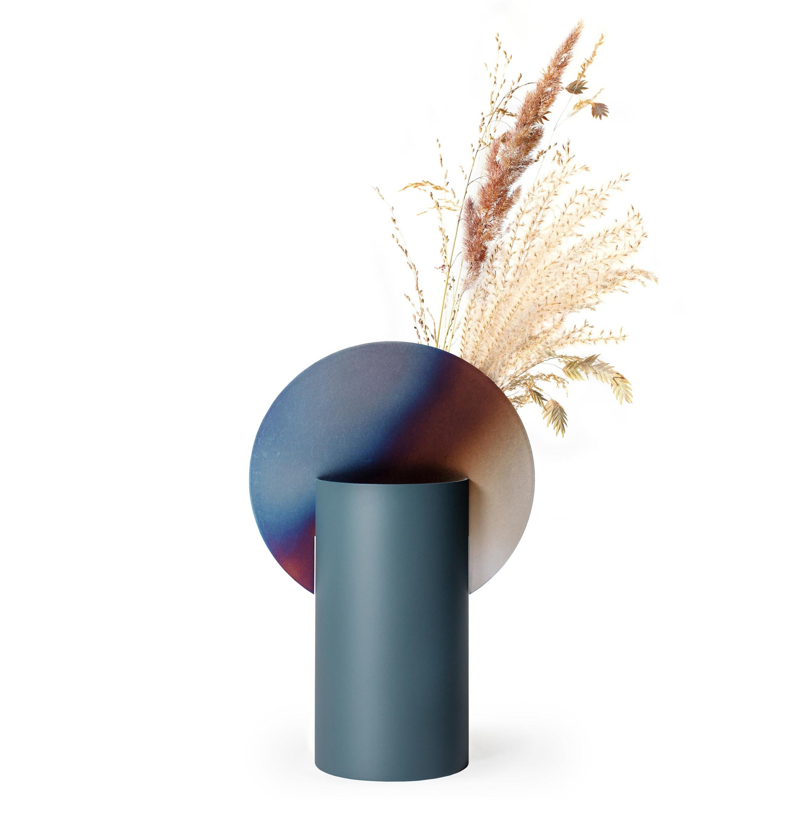 Vase MALEVICH - NUMMERIERTE EDITION blau mit brüniertem Stahl