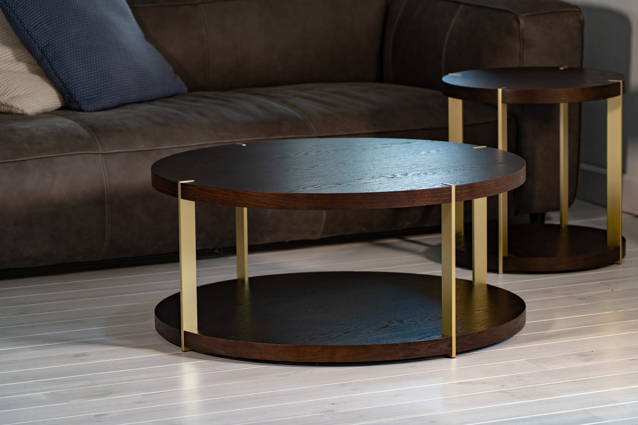 TIM brown coffee table with gold