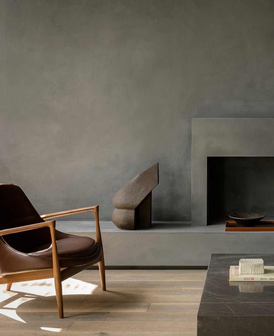 ELIZABETH armchair in cognac leather with walnut base