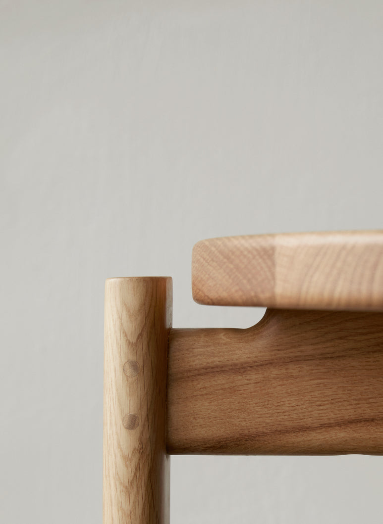 PASSAGE stool walnut wood