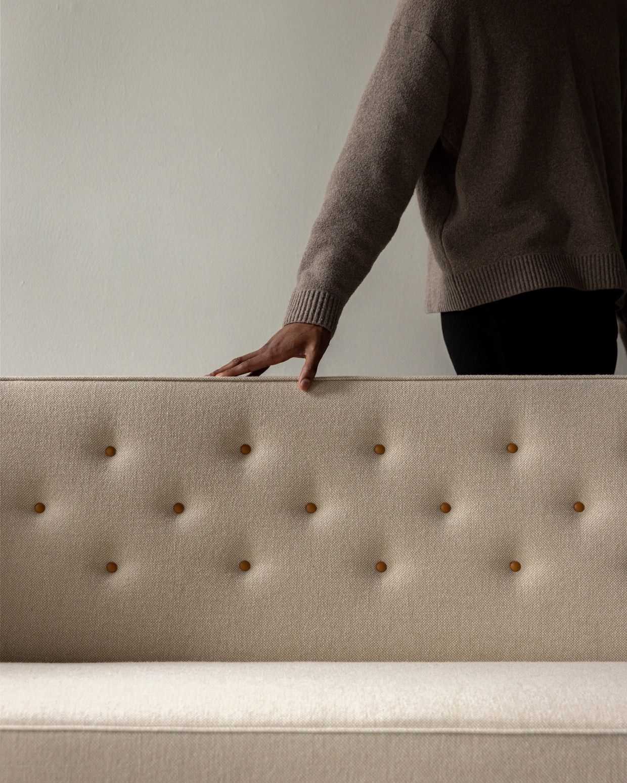 3-seater Sofa RADIOHUS beige with oak base