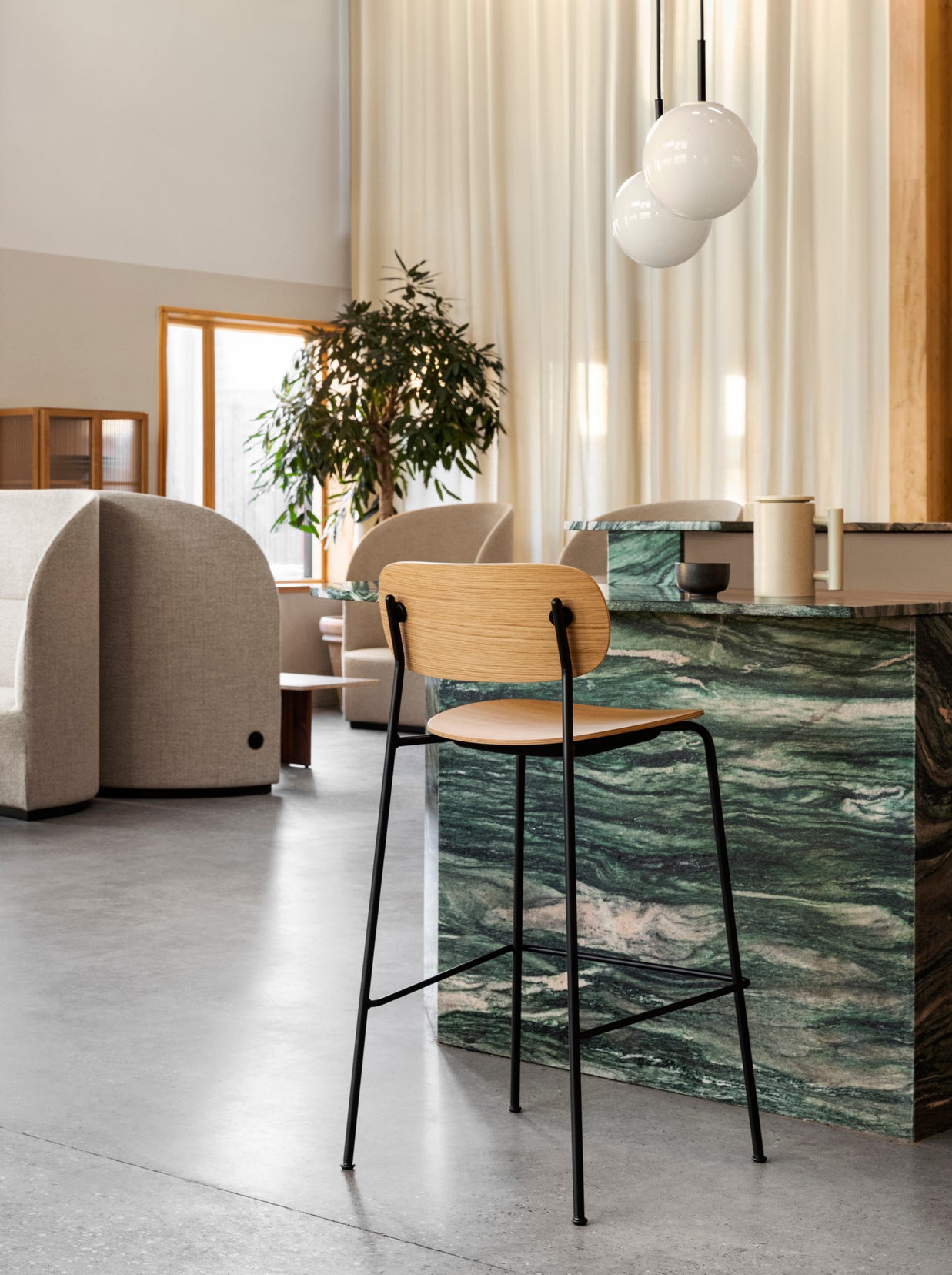 Upholstered stool CO green