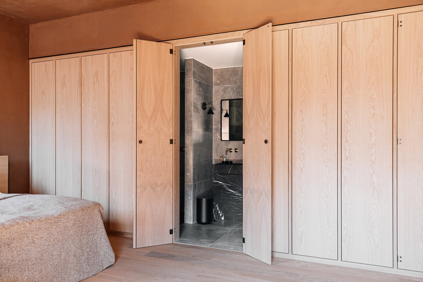 Wandspiegel NORM schwarz