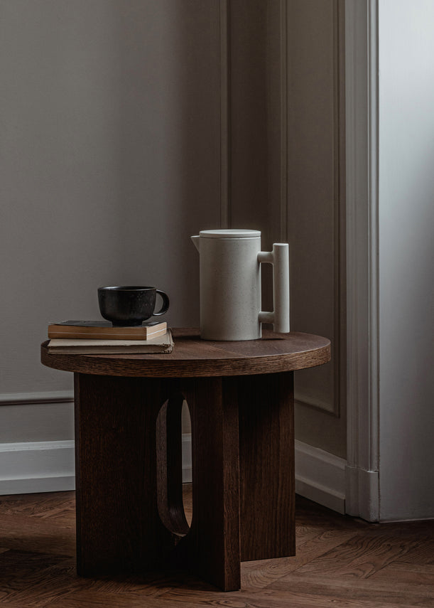 ANDROGYNE dark oak veneer side table