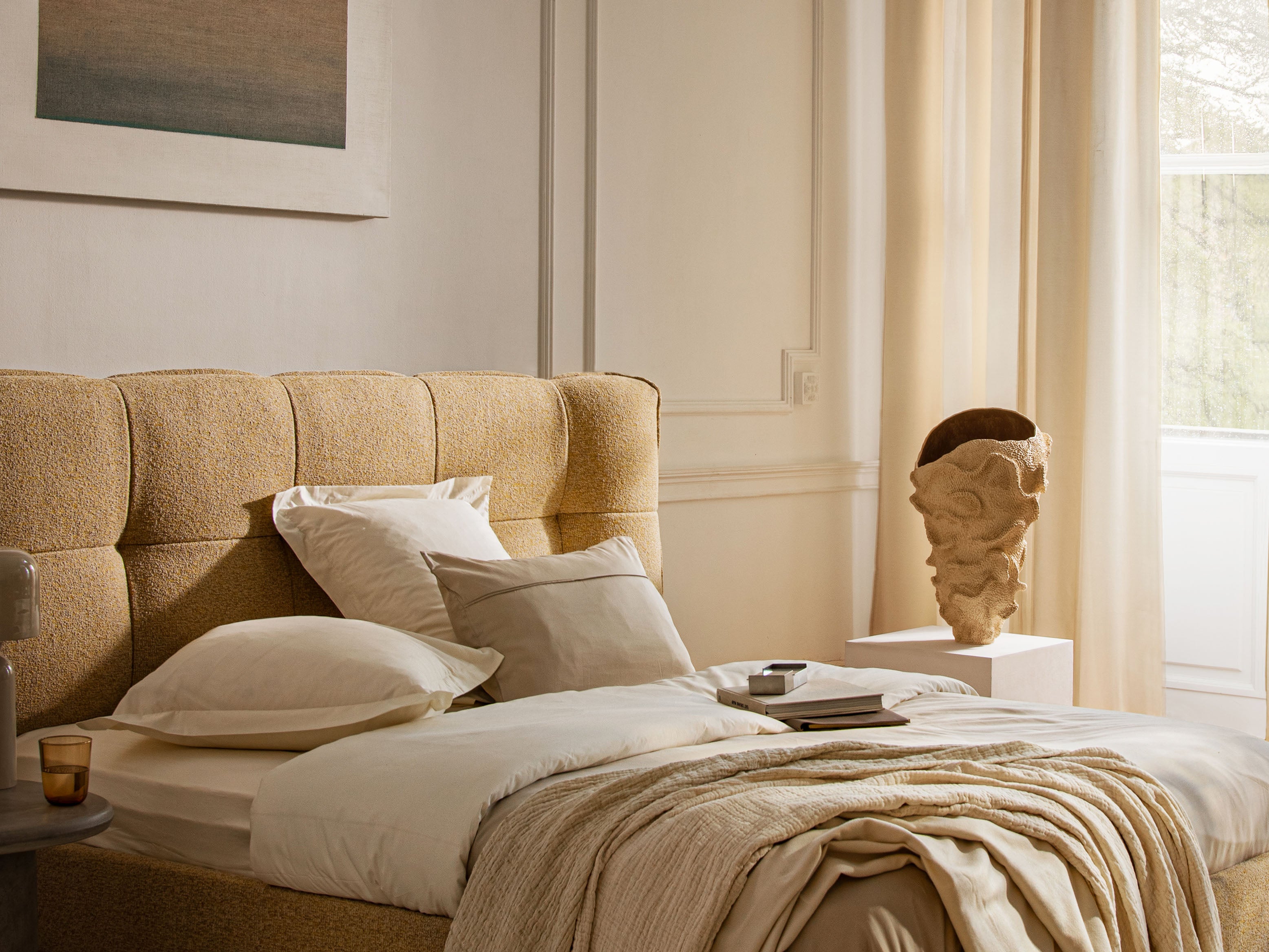 ERIC Bed with Storage in Light Beige Boucle