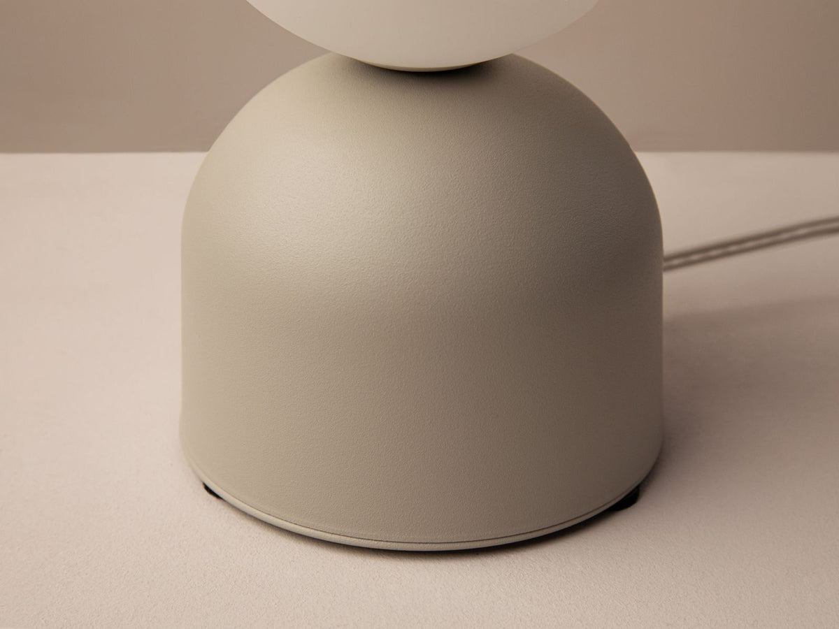 Lampa stołowa ELY beżowy – ujęcie 4