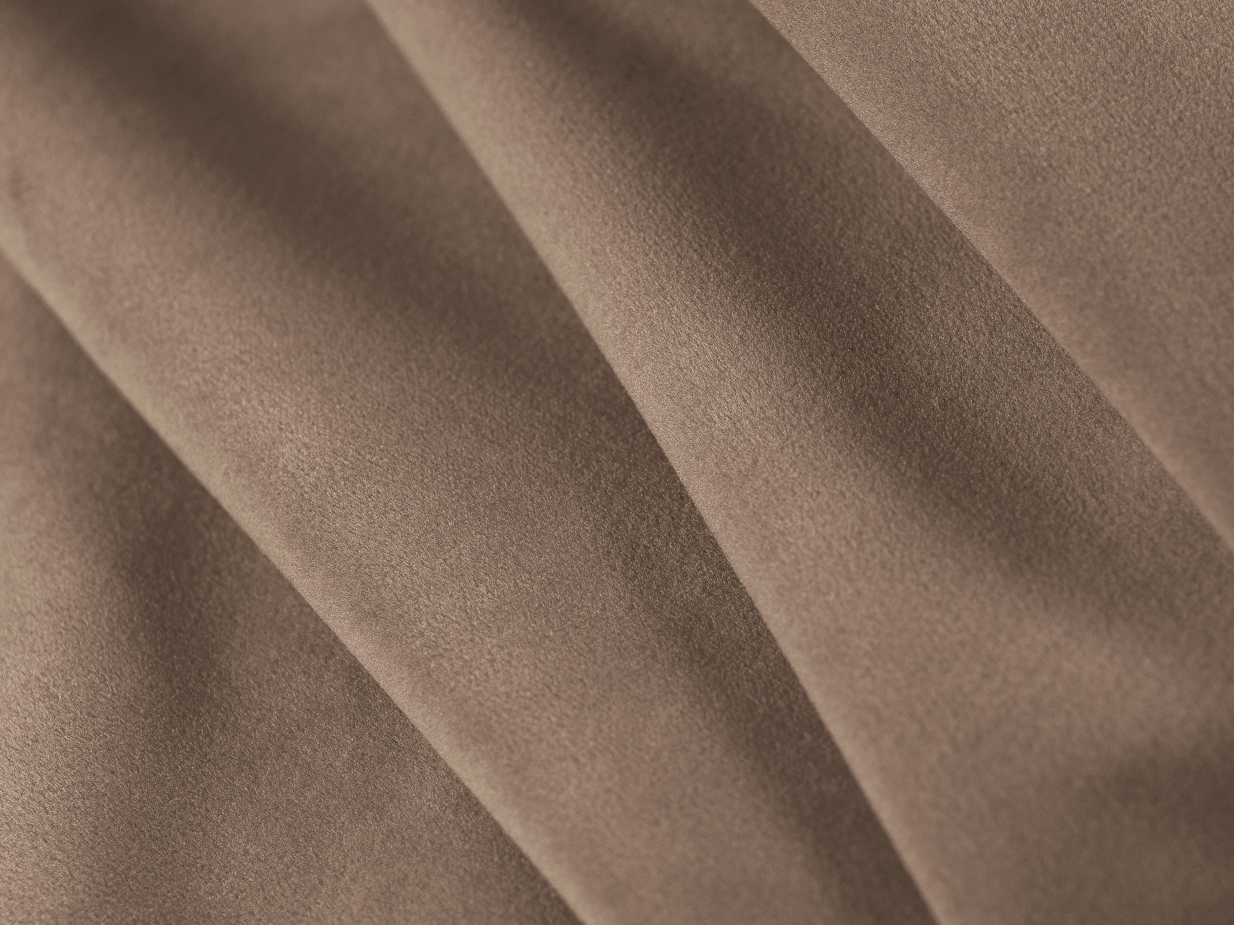Quadratischer Samtpouf BEMY grau-braun