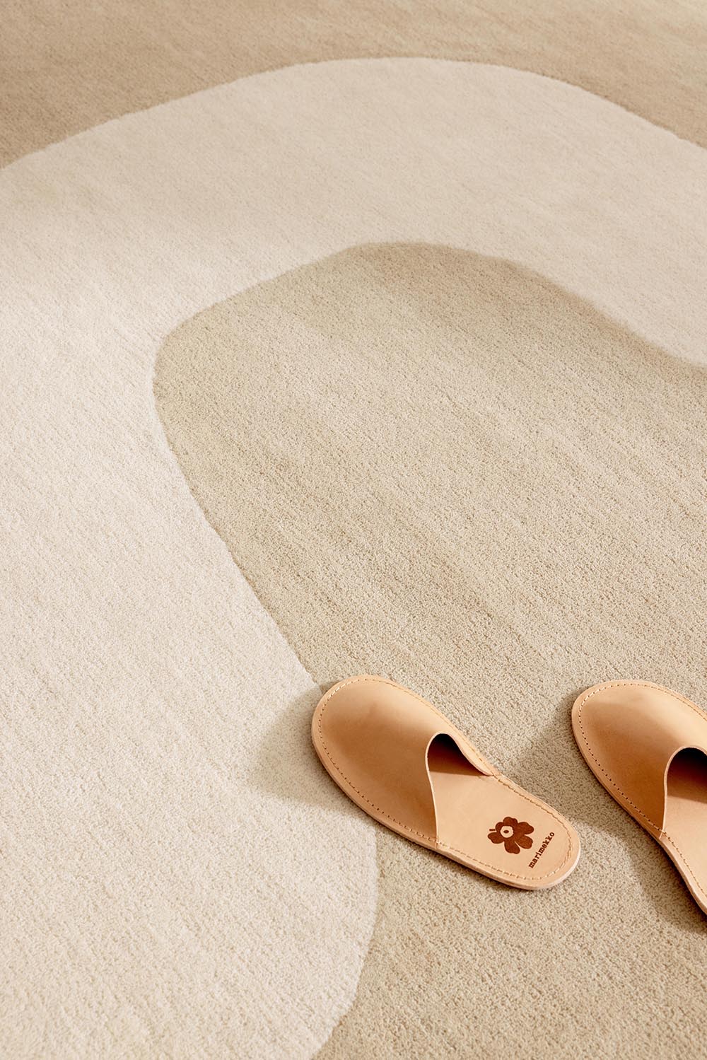 Vloerkleed SEIREENI WARM BEIGE beige