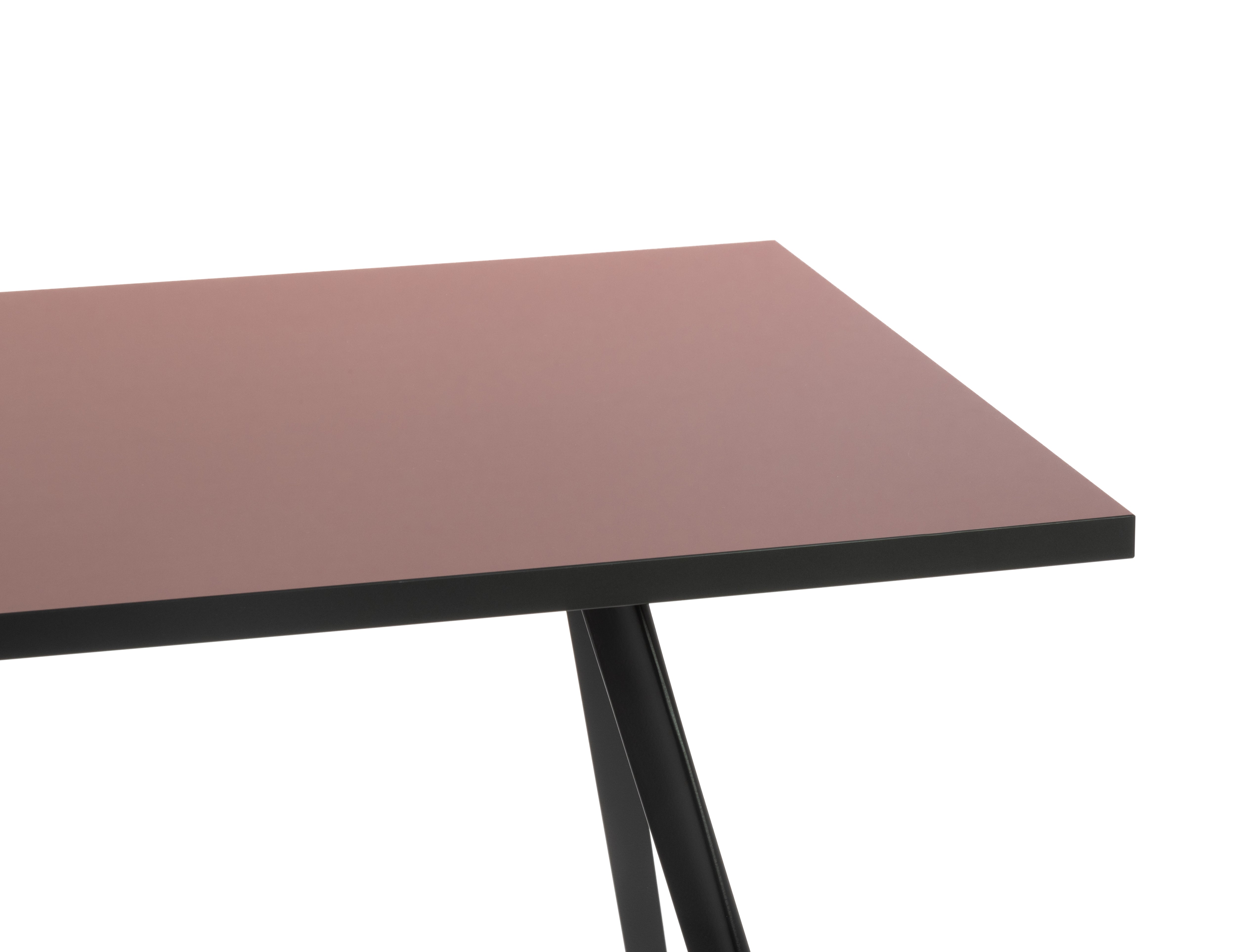 Bureau BAGUETTE bordeaux met zwarte basis