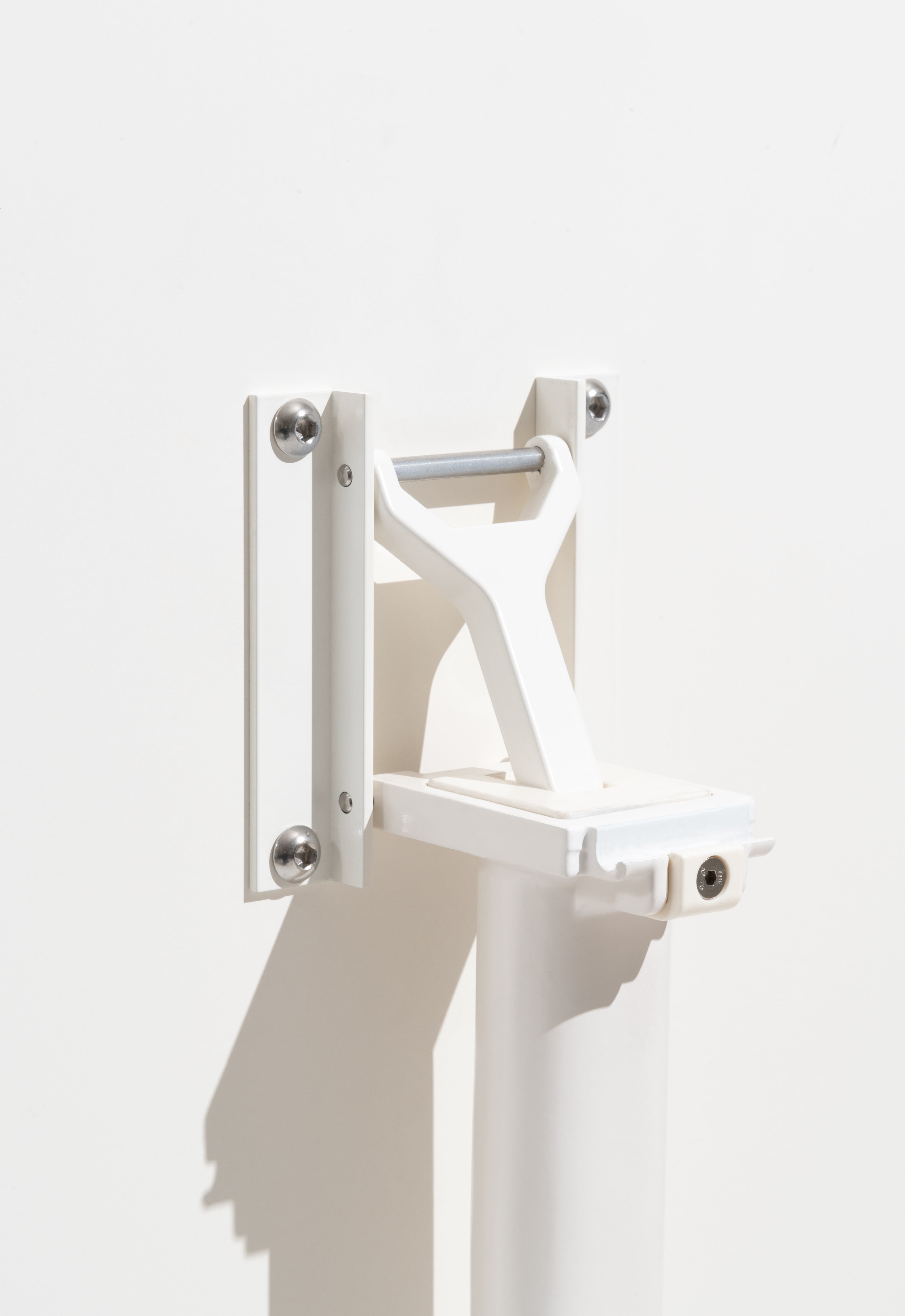 Round outdoor table CENTRAL black