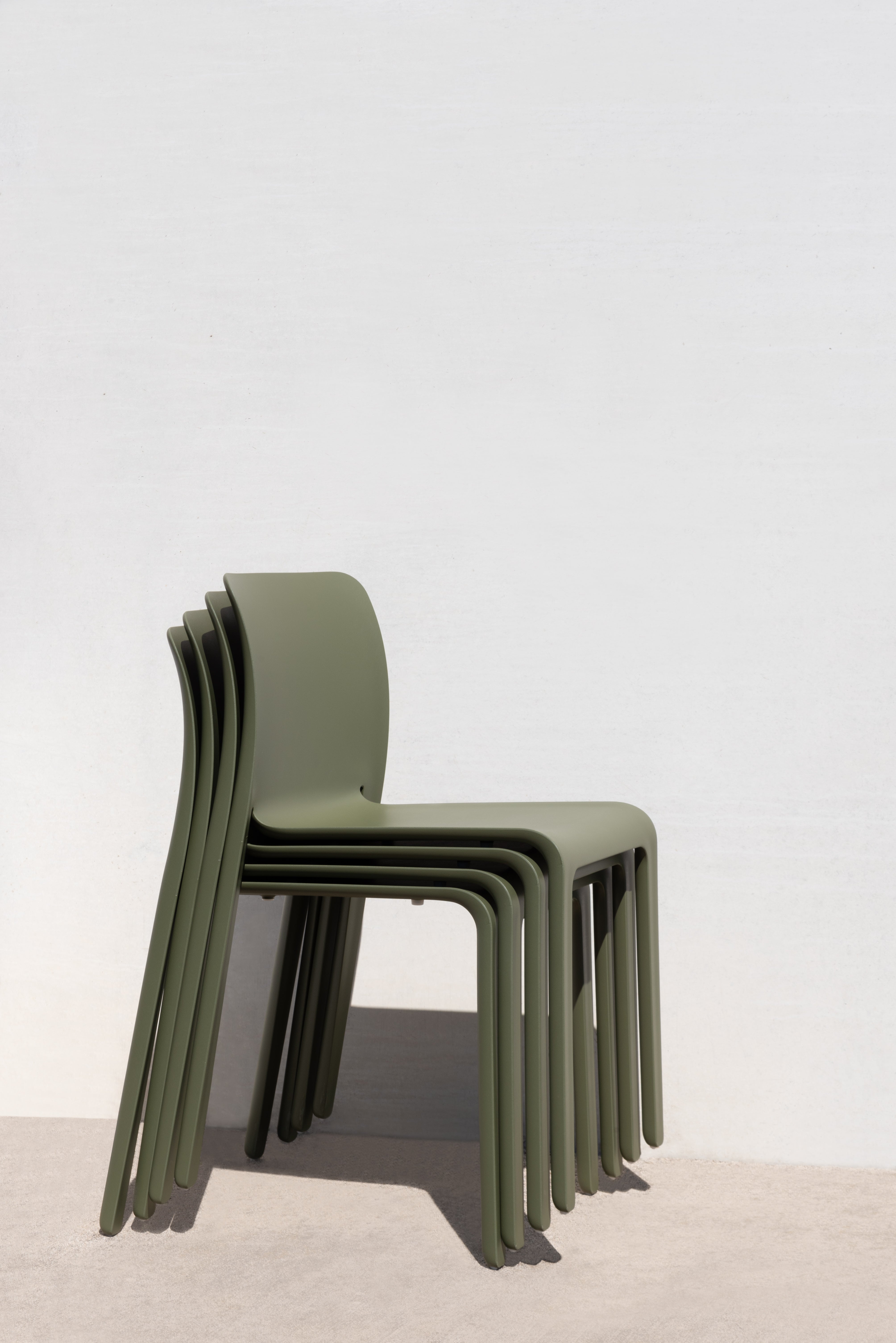 Buitenstoel FIRST wit