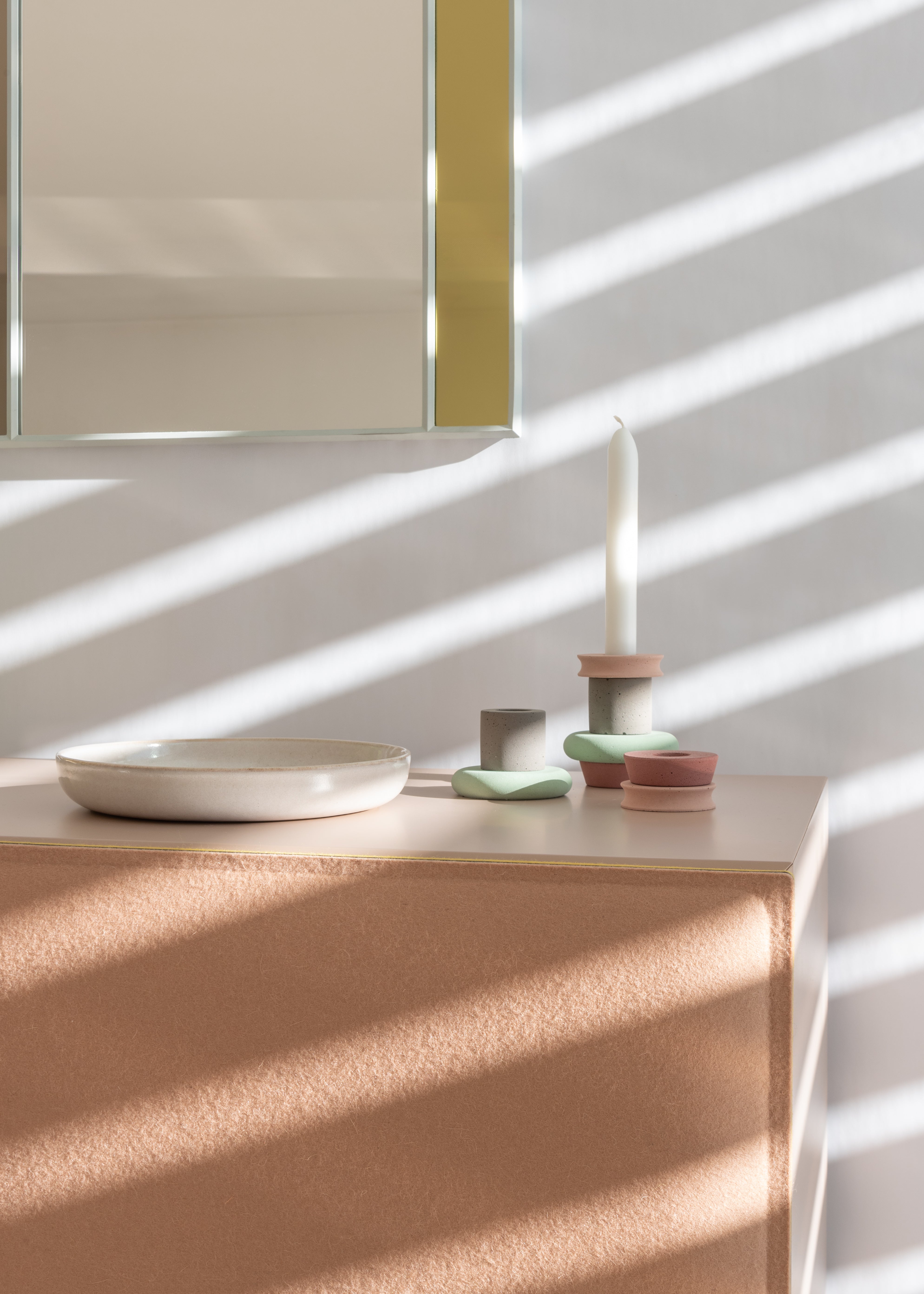 TACITO TV-Schrank, beigefarbener Filz