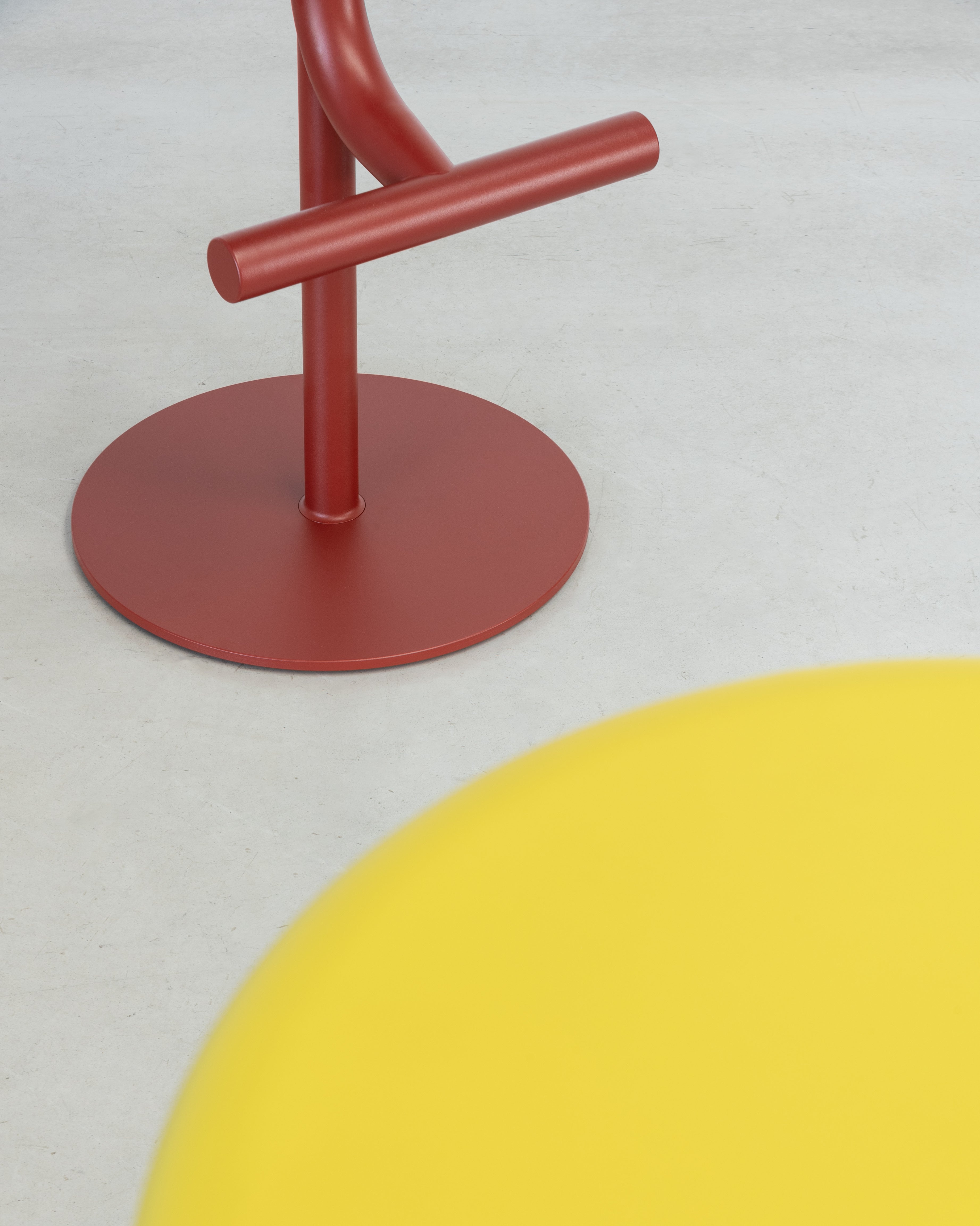 Cream swivel stool TIBU