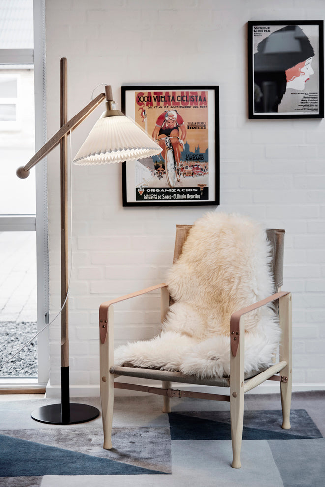 Floor lamp MODEL 325 white with light oak base