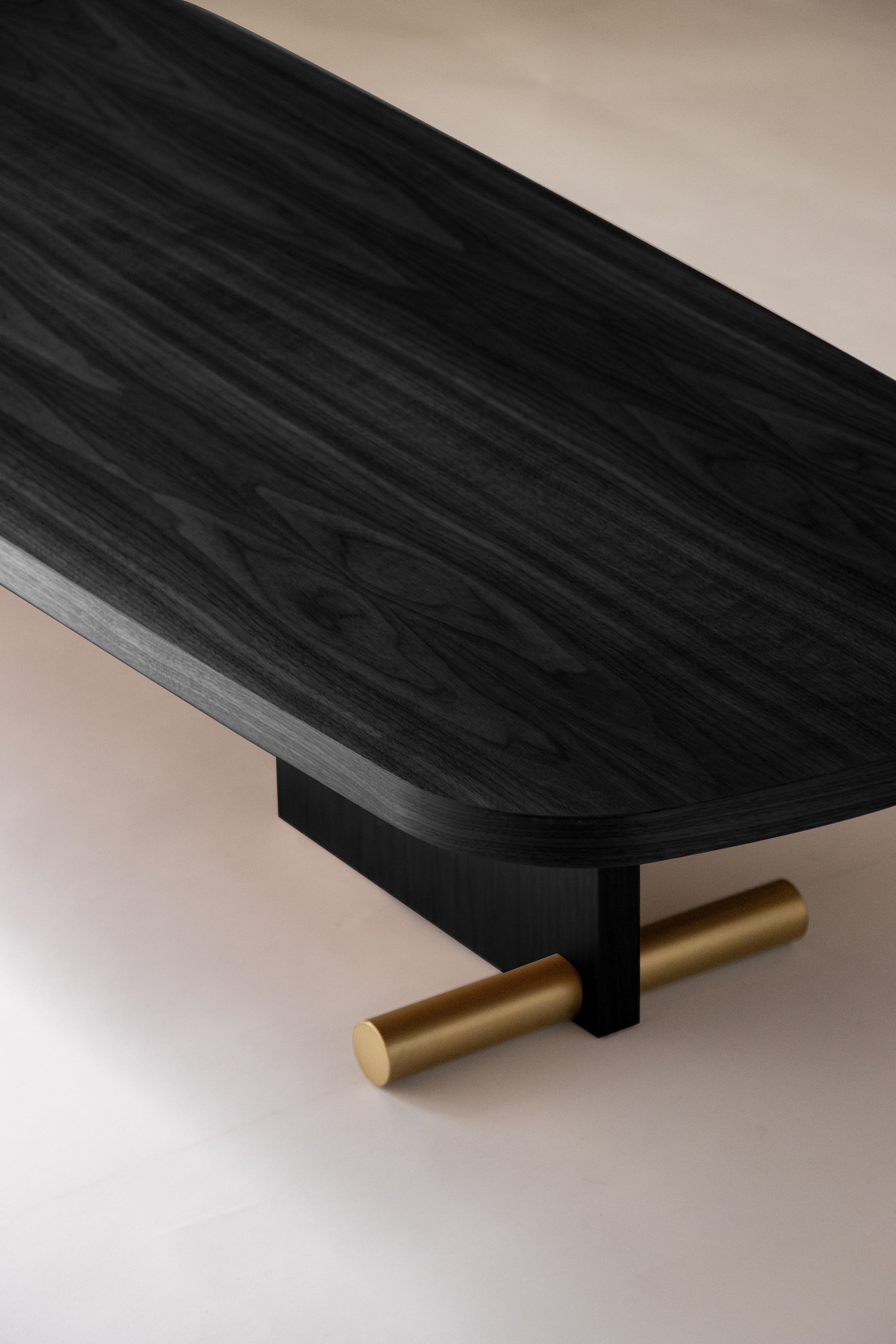 Ovale houten NOVA salontafel