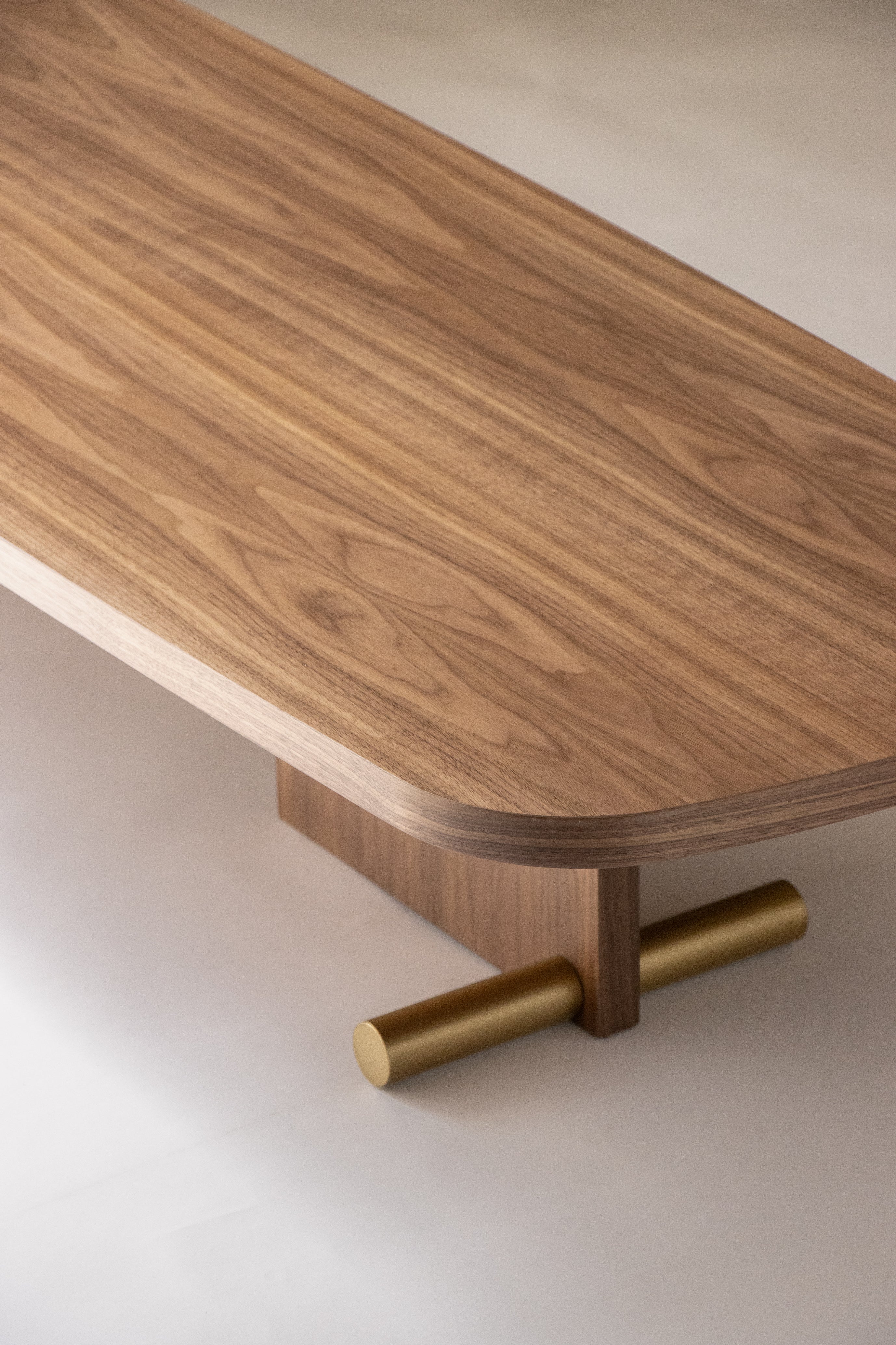 Ovale houten NOVA salontafel