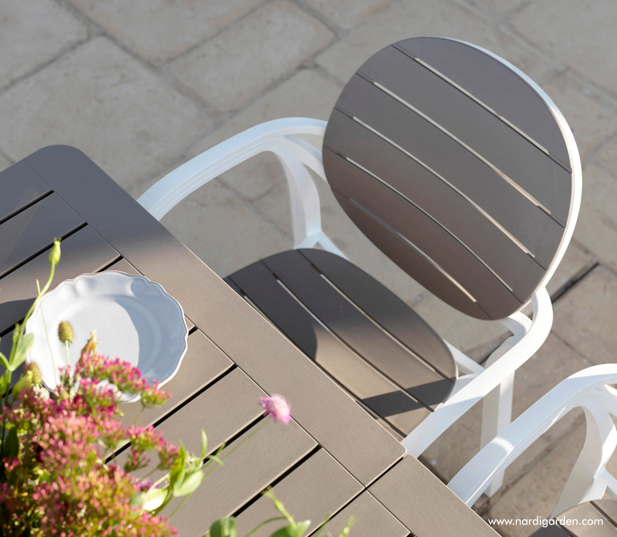 Outdoor chair with armrests PALMA taupe with white base