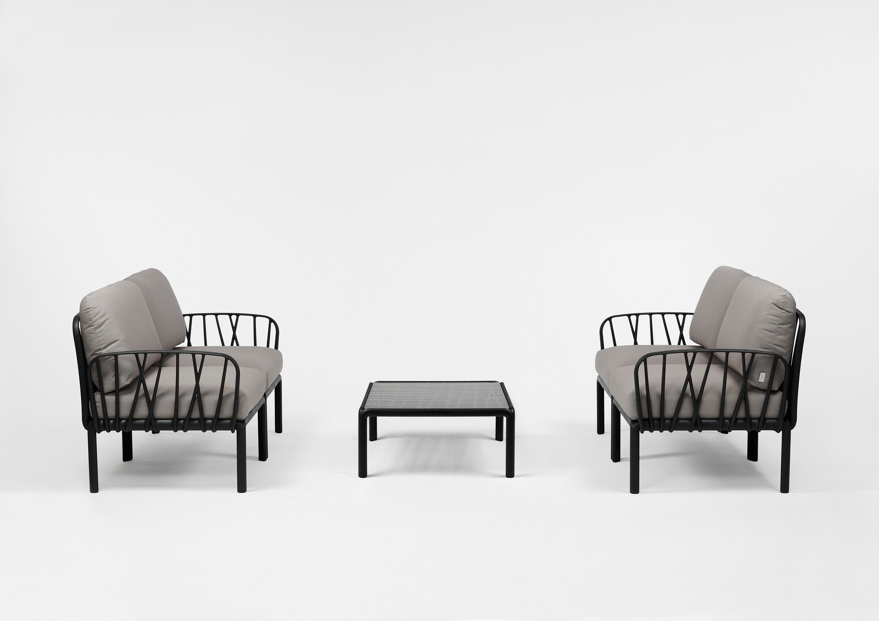 Witte vierkante buitenkoffietafel KOMODO