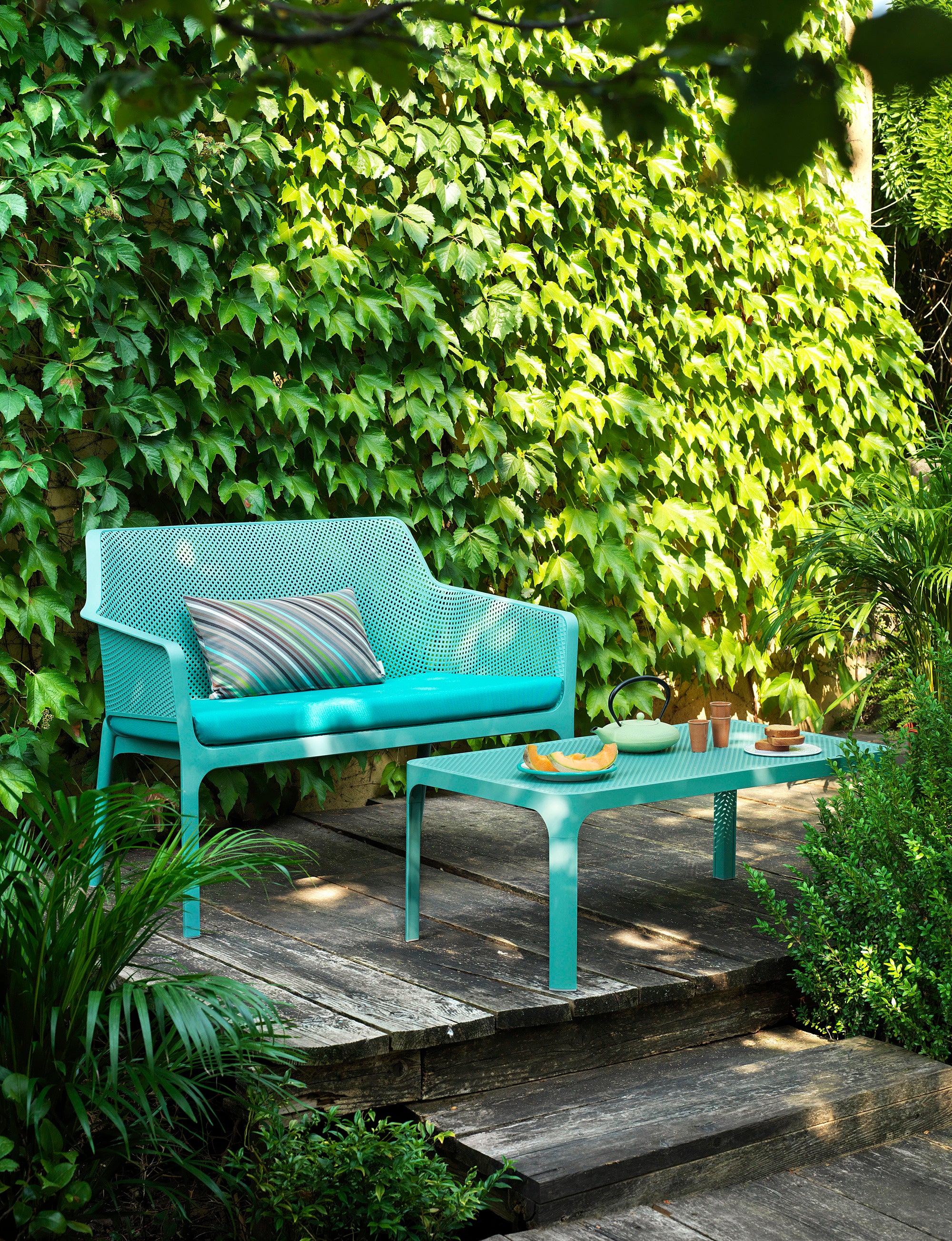 turquoise outdoor table NET