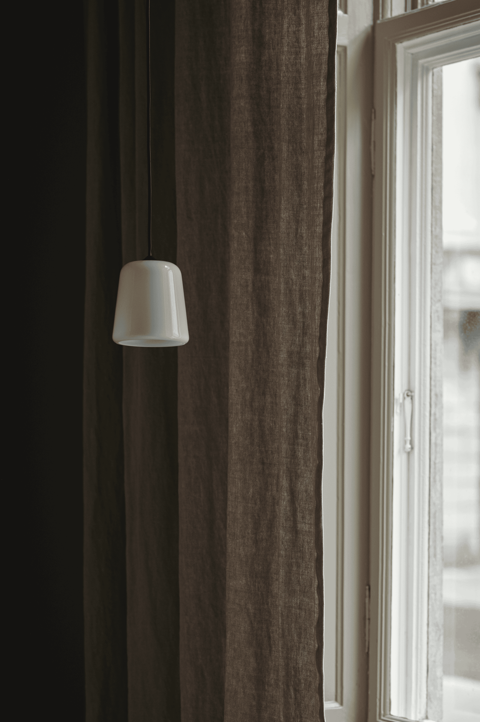 Hanglamp MATERIAL wit opaliserend